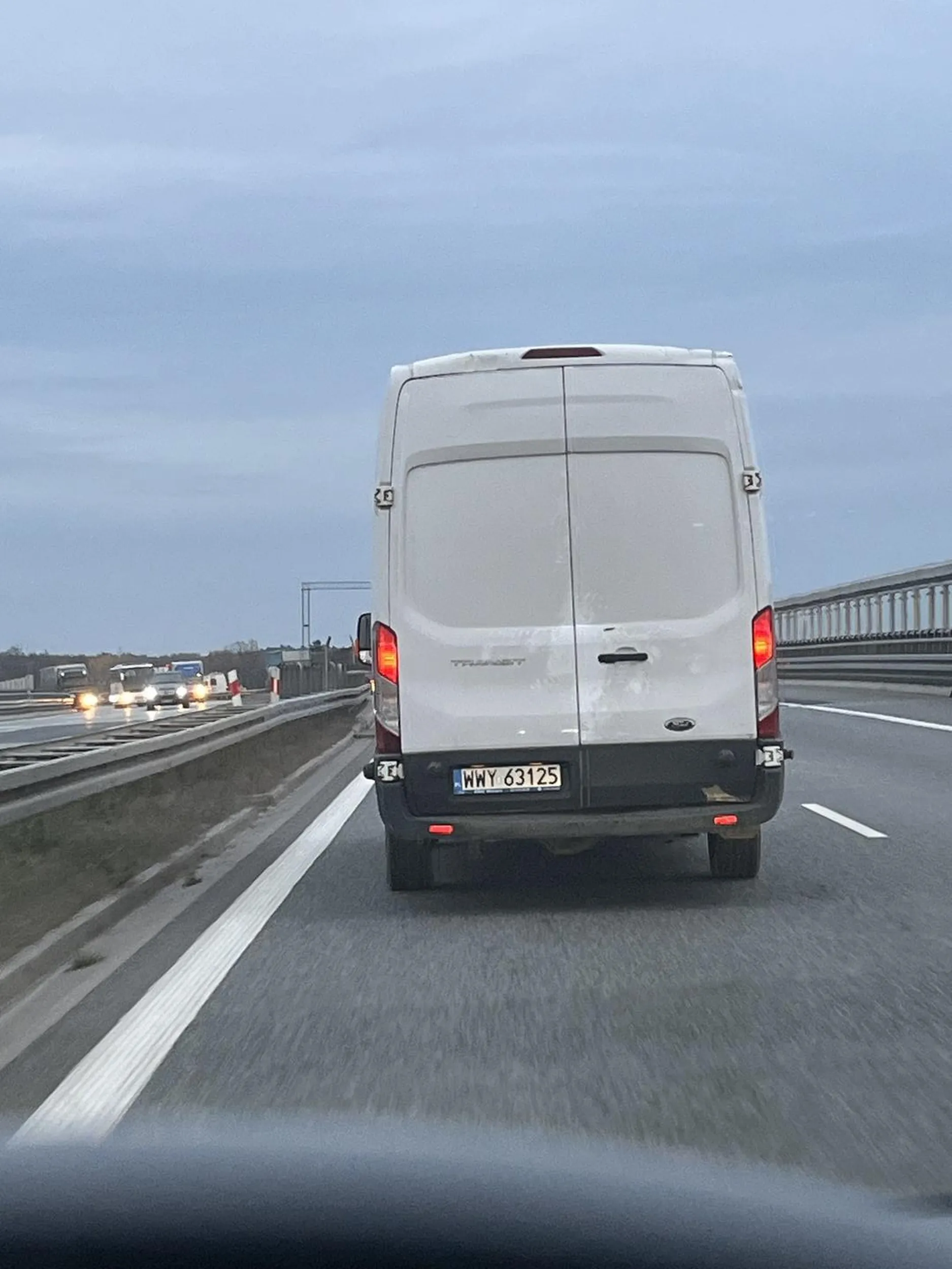 Lewy pas to nie jest spacerniak