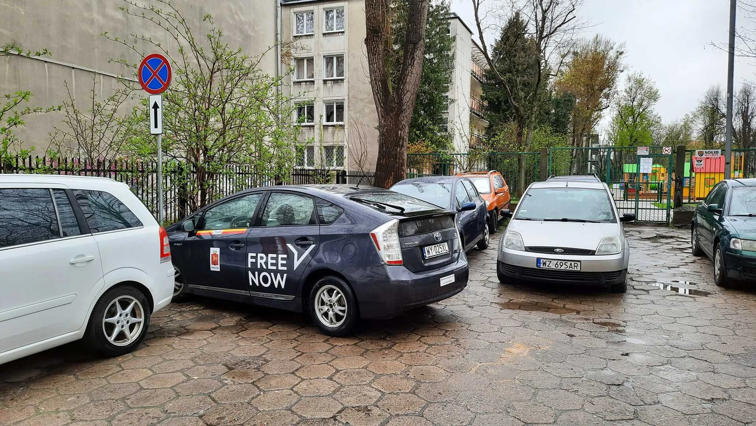 Mistrz parkowania...