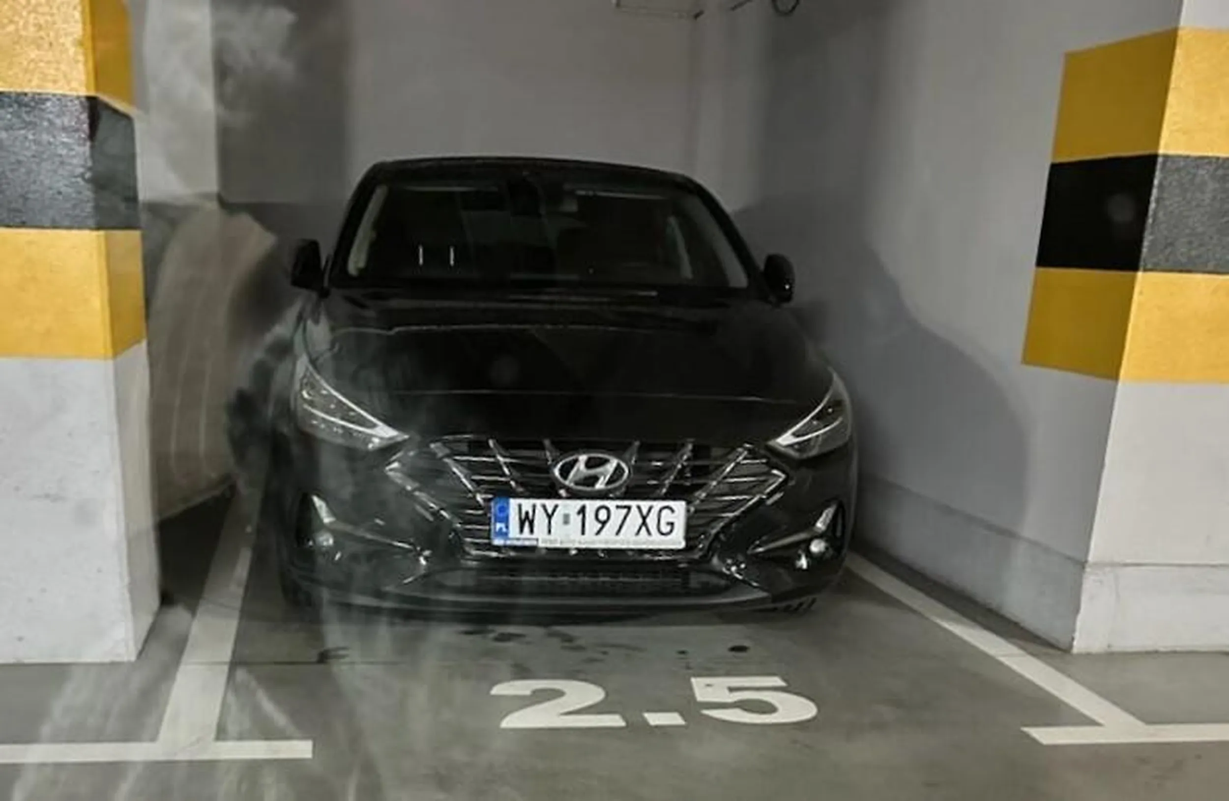 Parkowanie na czyimś prywatnym miejscu.