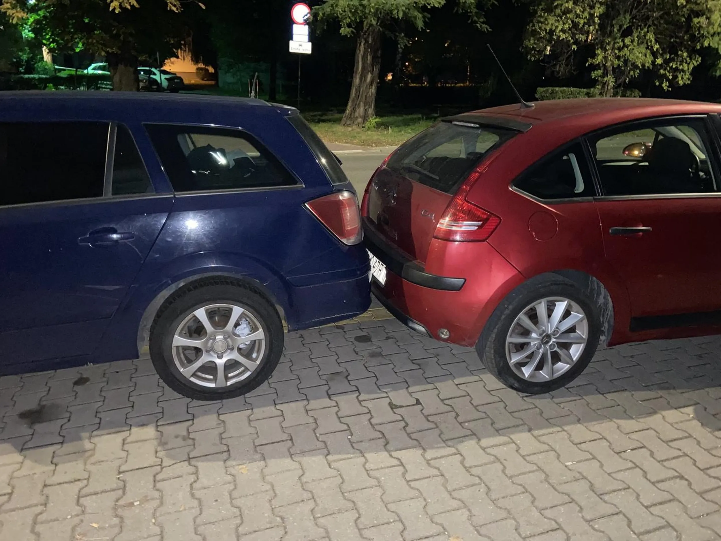 Zajebiste parkowanie !