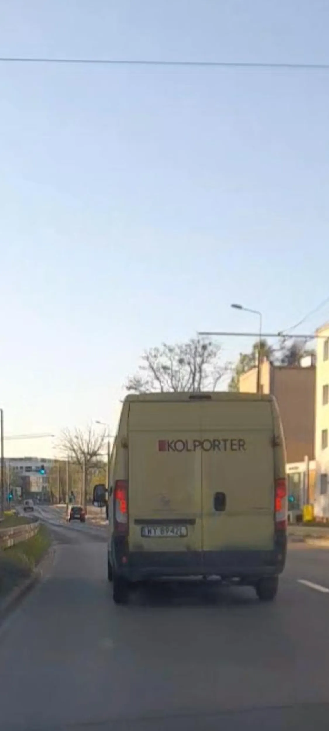 I tak będzie się slimaczyl lewym pasem