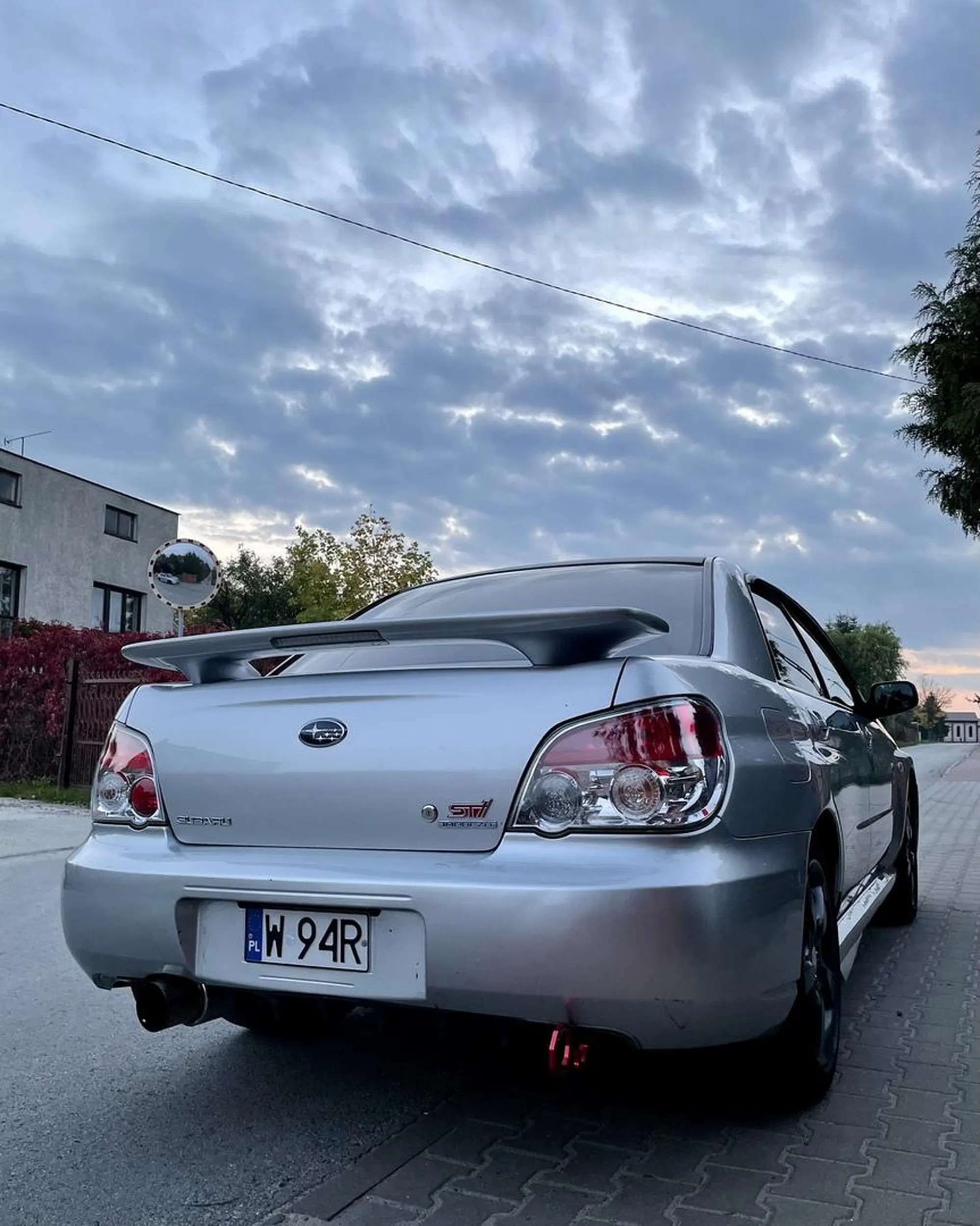 Bardzo fajne autko i bardzo miły kierowca, polecam autko