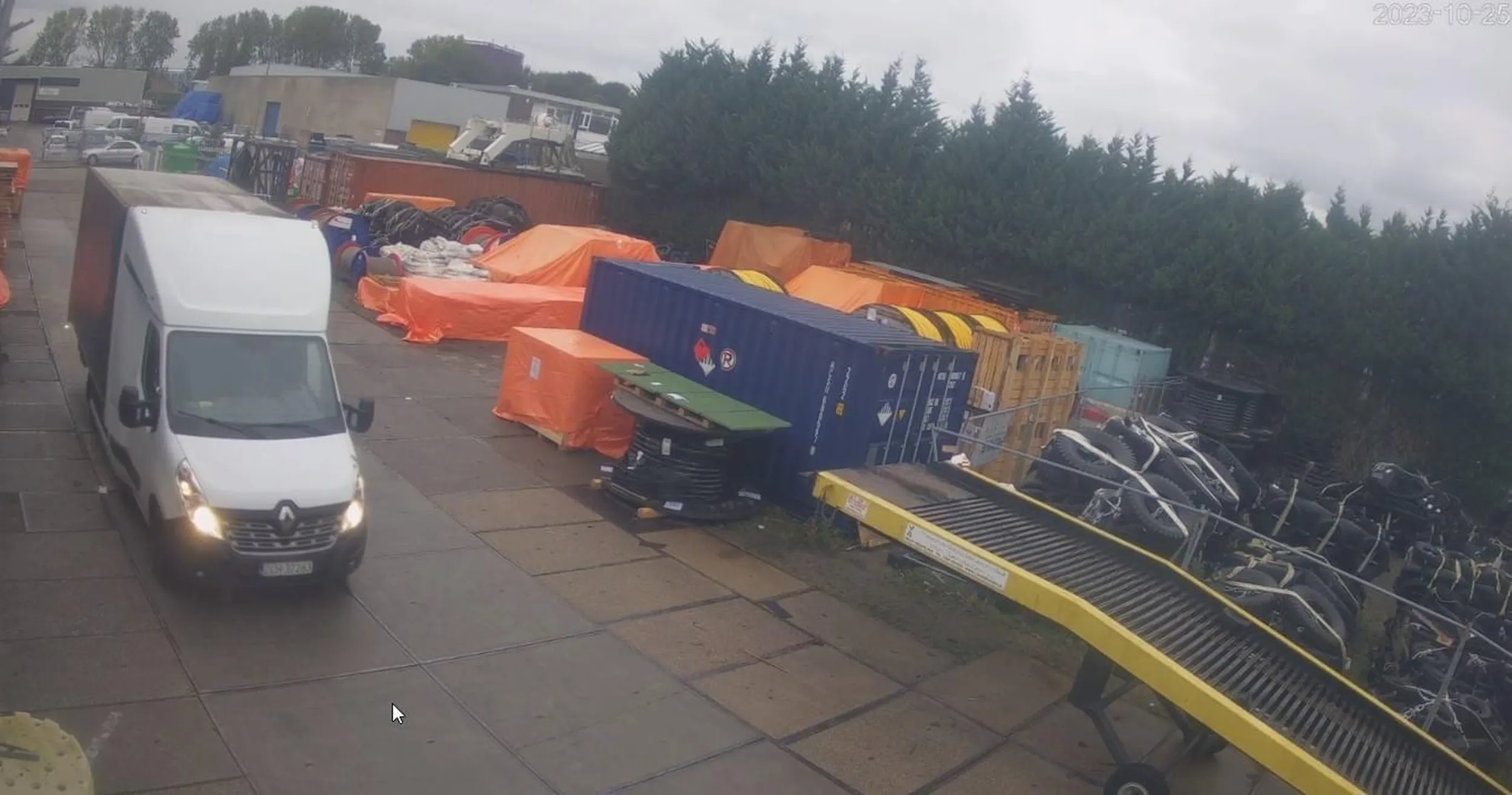 Złodziej co ładunki kradnie