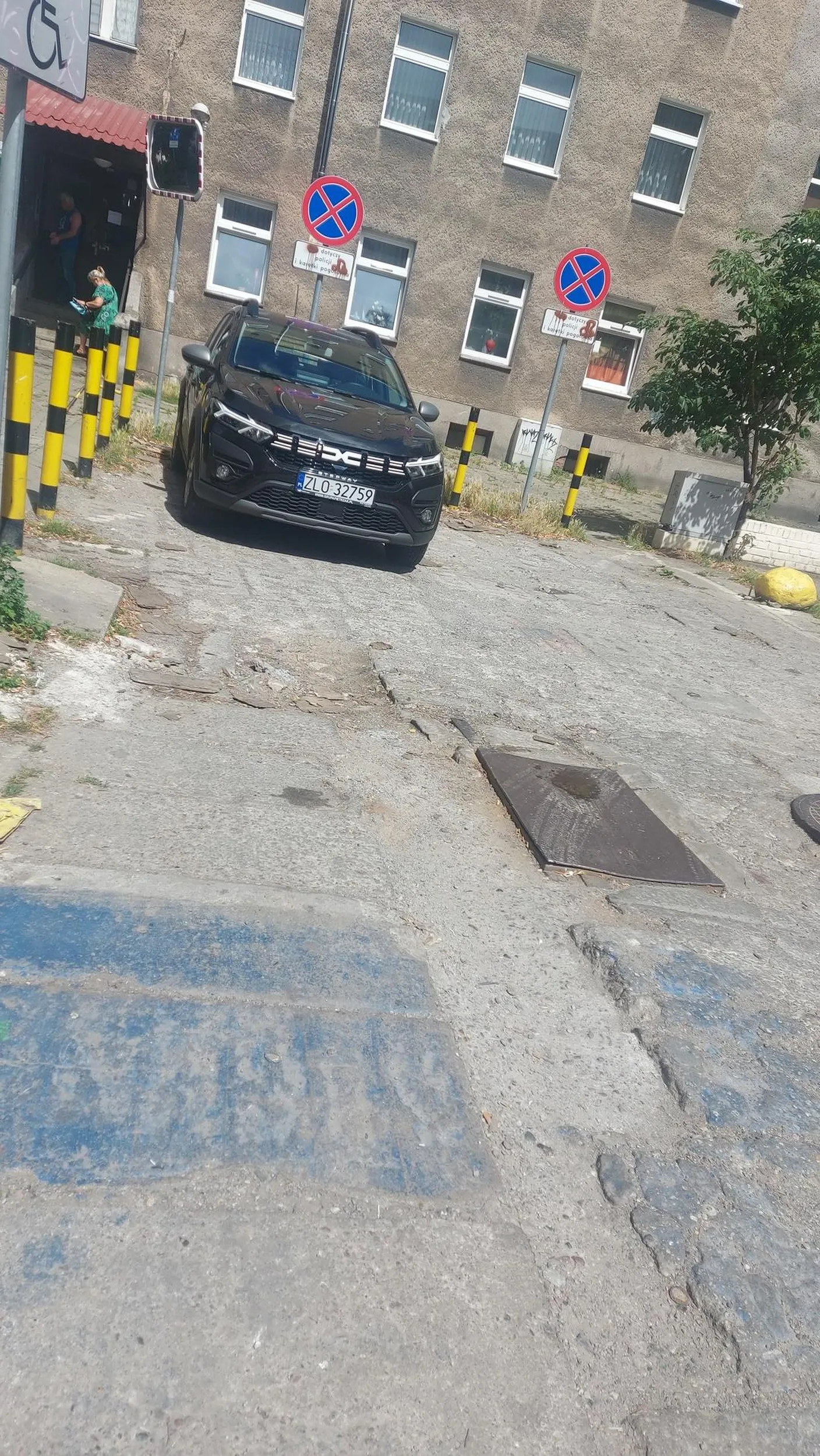 Gbur. Przepisy nie obowiązują.