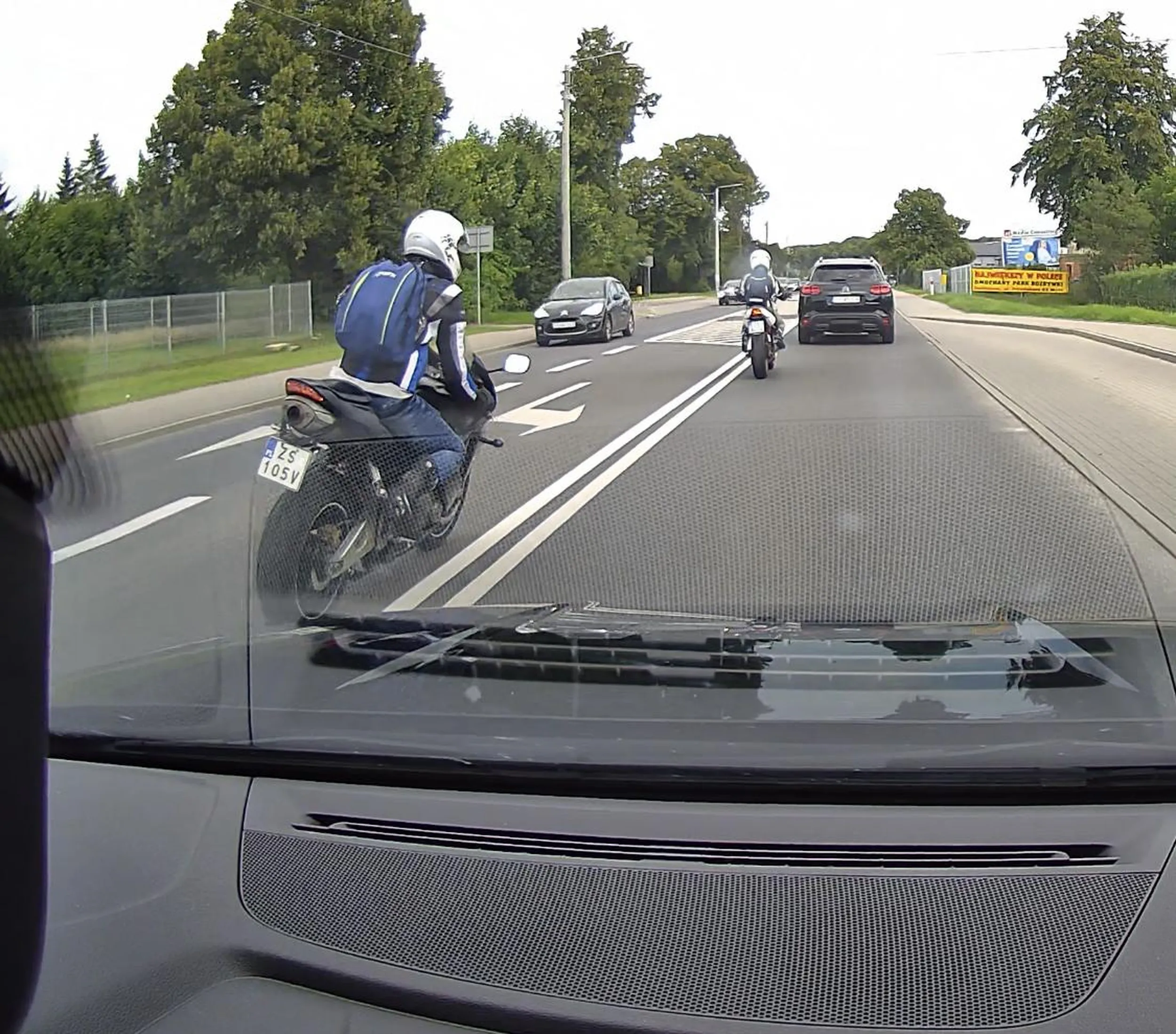 Ładna jazda wyłączonym i na ciągłej.