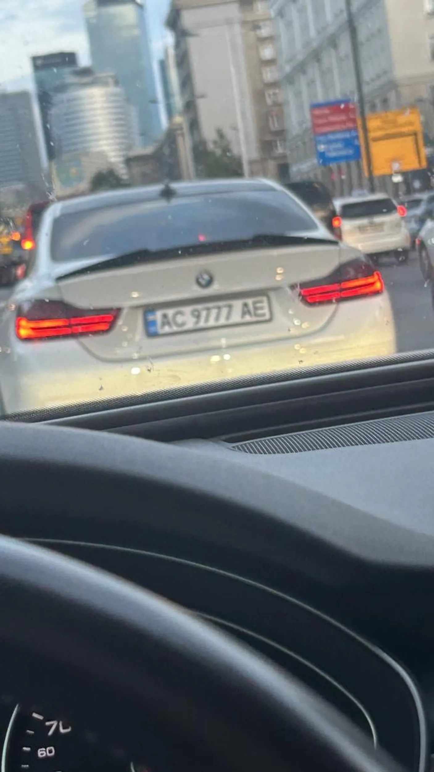 Vania, jak nie umiesz w Tetris to nie ścigaj się po mieście. Mistrz długiej prostej a nie skoczek. Baba w audi a6 180km cię porobiła