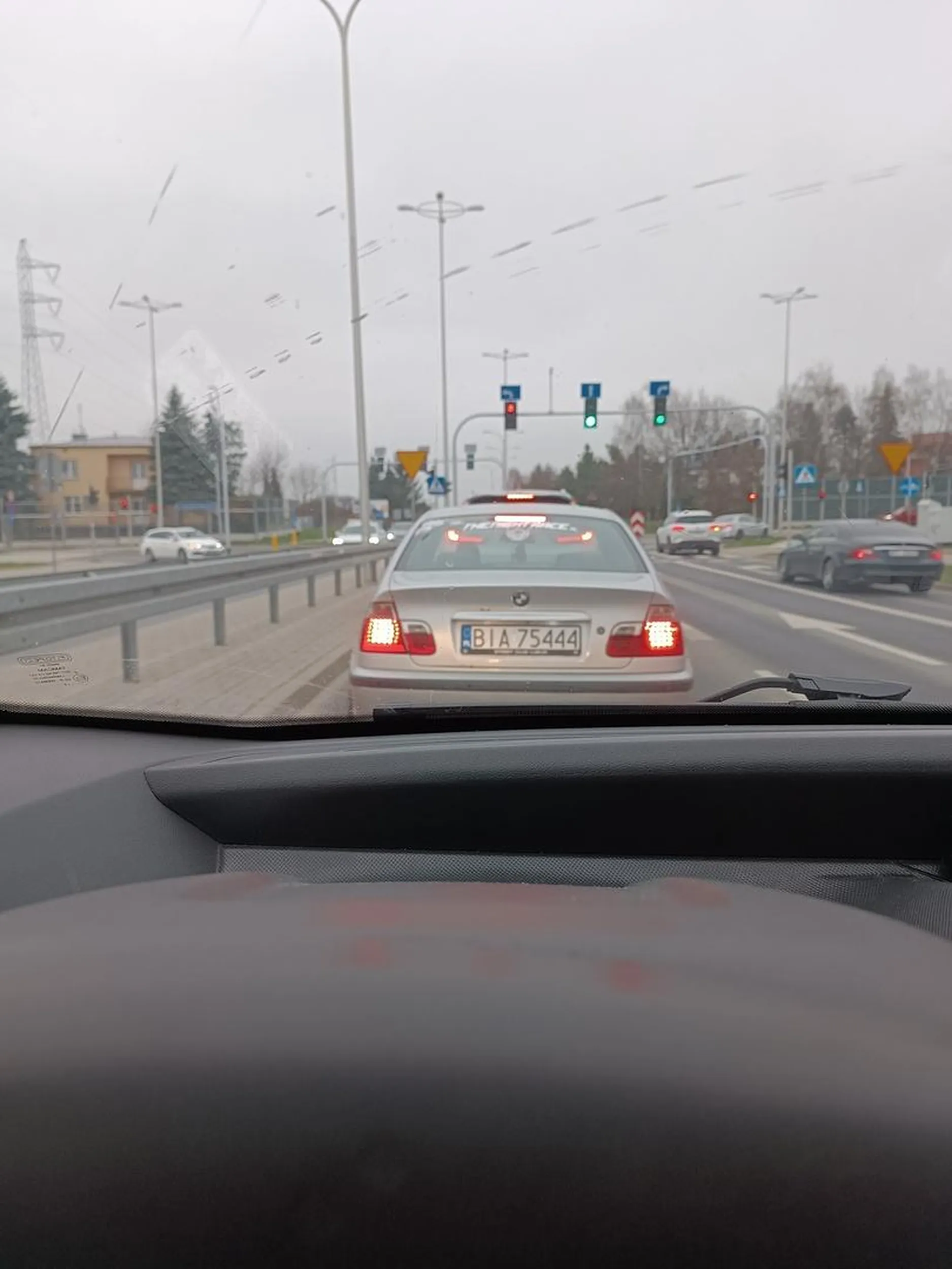 Oddaj tego gruza na złom wiesniaku