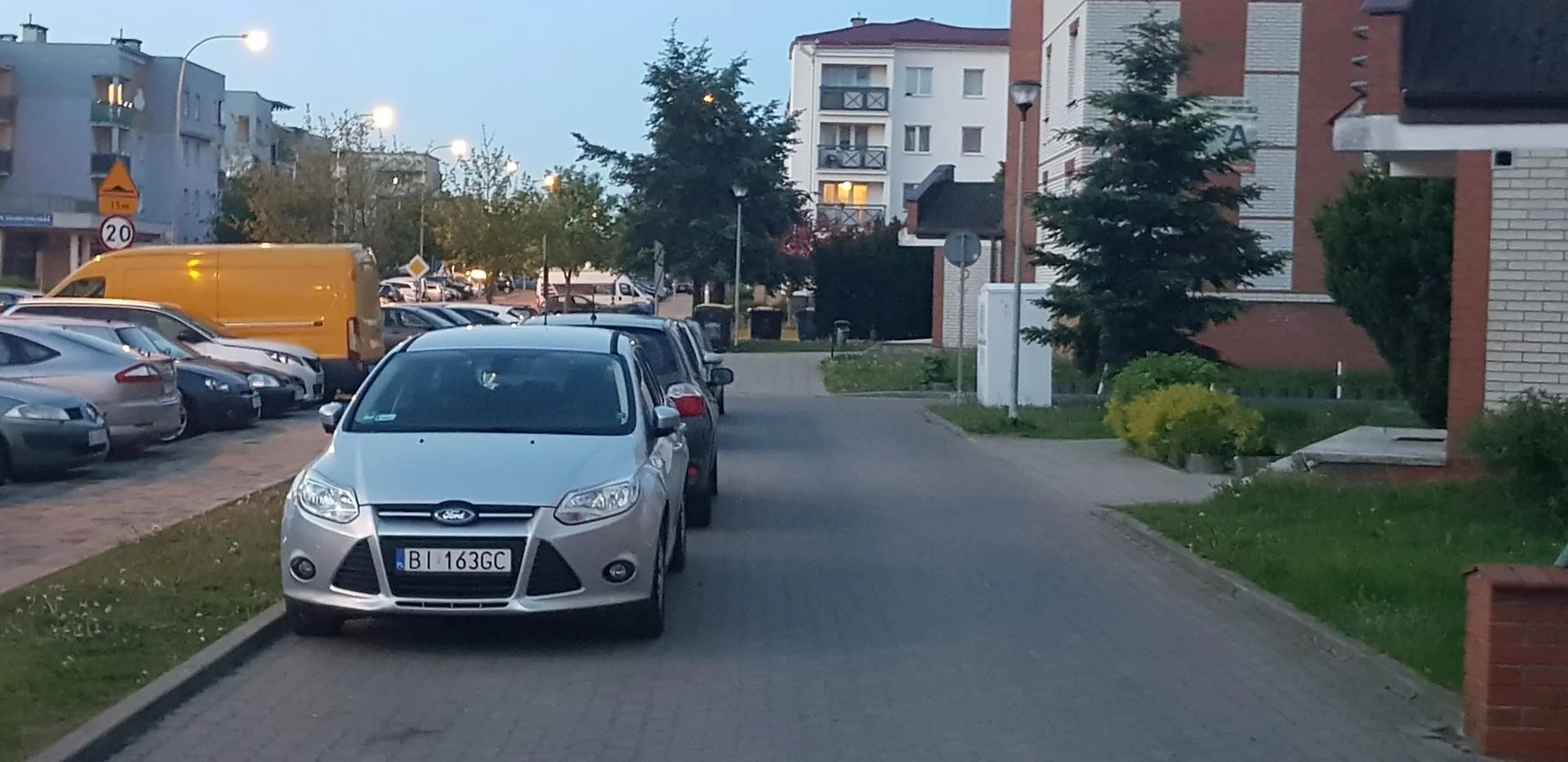 Blokuję drogę pożarową