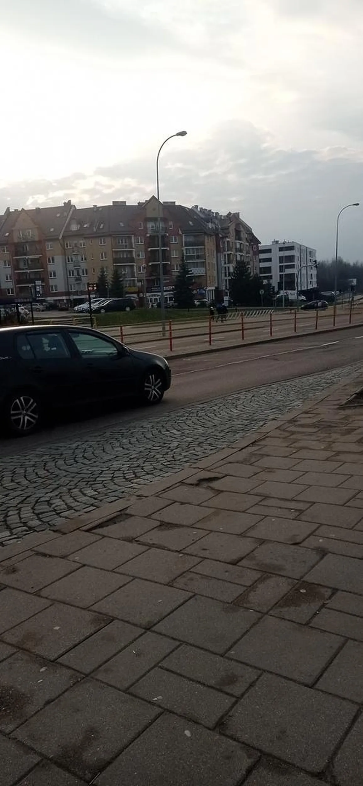 Volkswagen Golf z rejestracją BI 2137Y ale na zdjęciu nie widać niestety