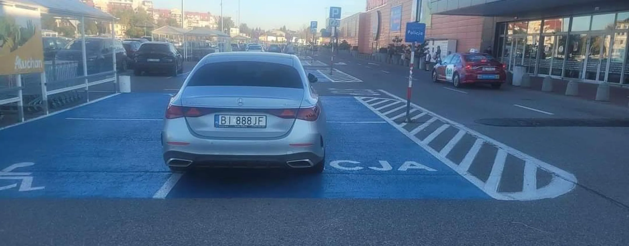 Dorobiła nam się ta Podlaska policja