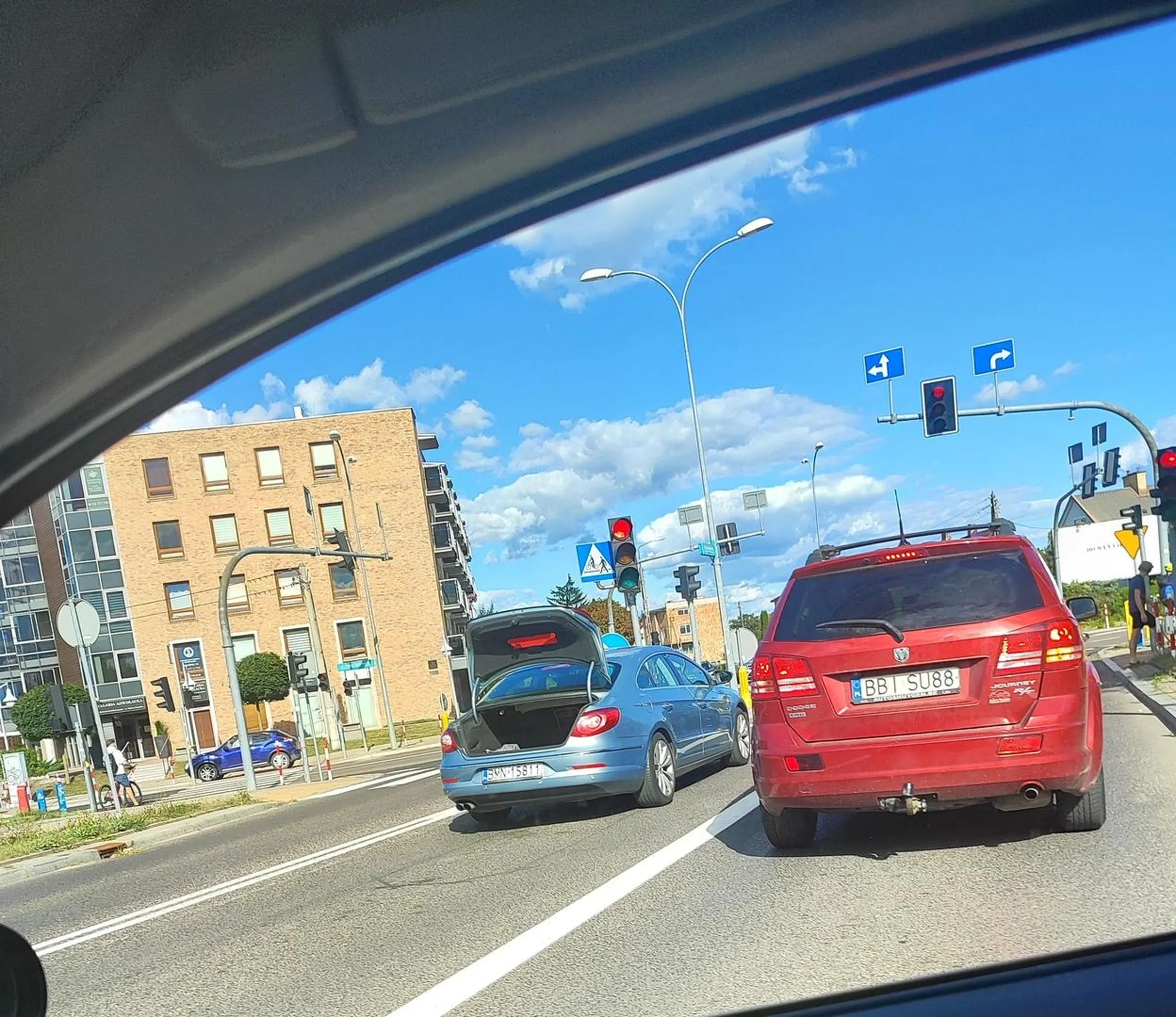 Zajebisty masz spoiler ciekawe jak długo typiara z Moniek nie spojrzała w lusterko wsteczne