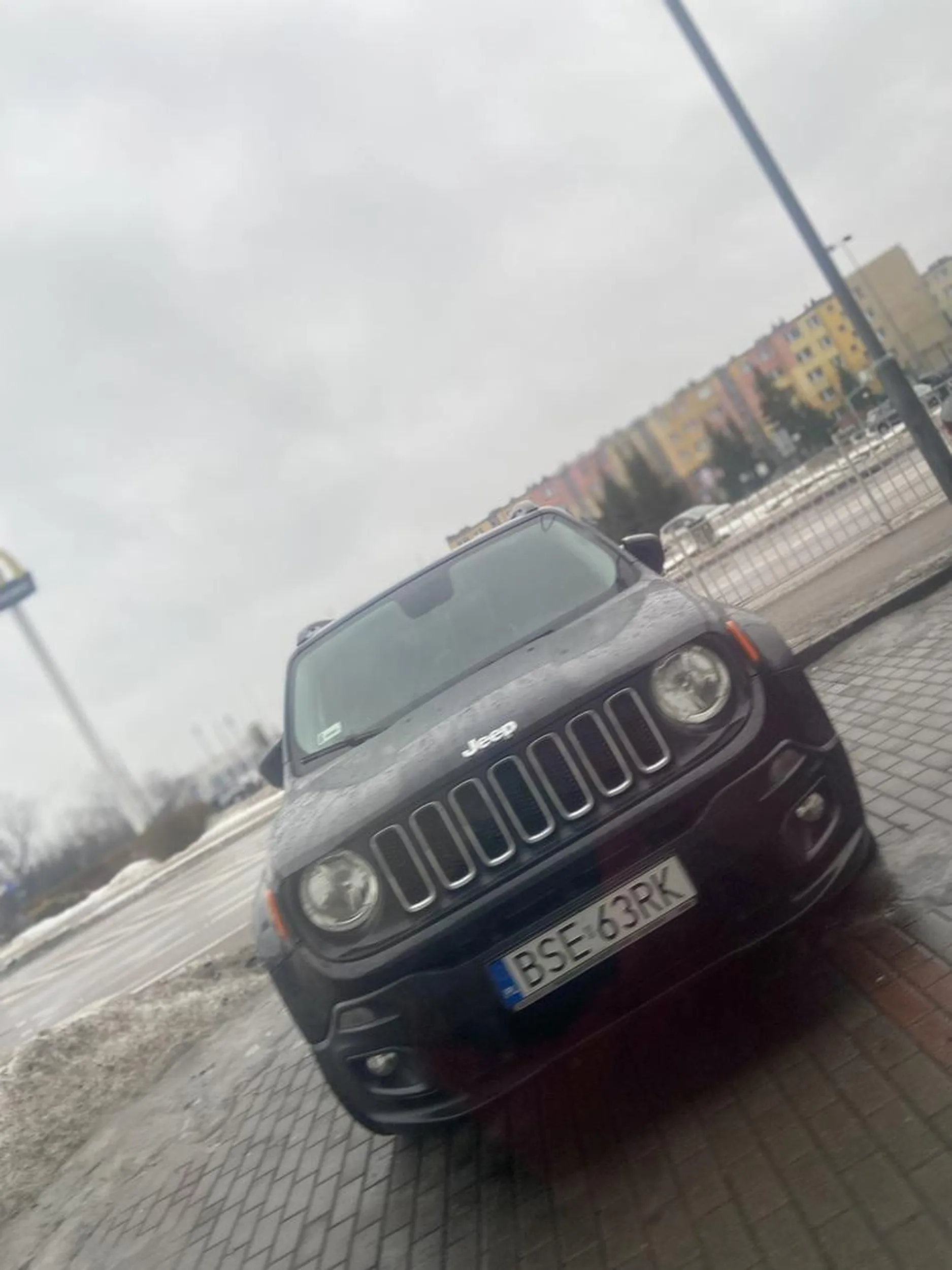 Następnym razem stań na jednym miejscu a nie na dwóch