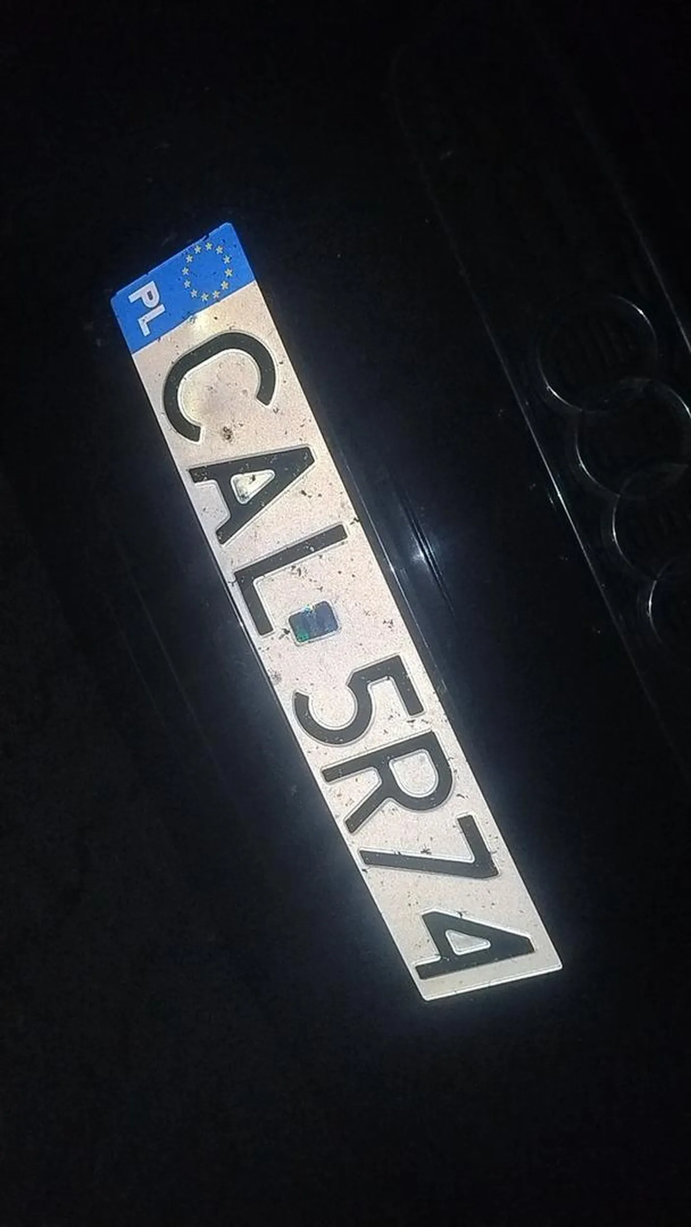 Jednym słowem nie polecam pacjenta ponieważ na stacji moya Żygląd zastawił nam auto powiedział że nas pierdoli i poszedl