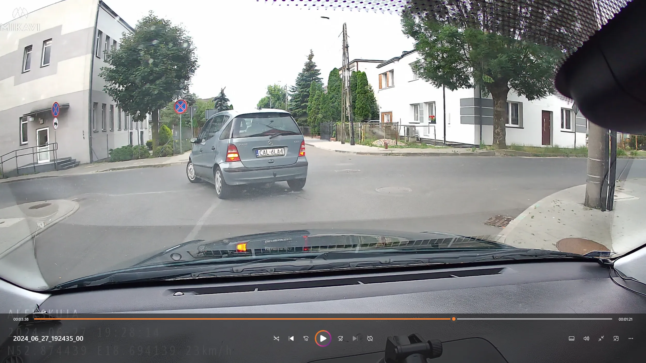 Brak znajomości przepisów :) Pozdro