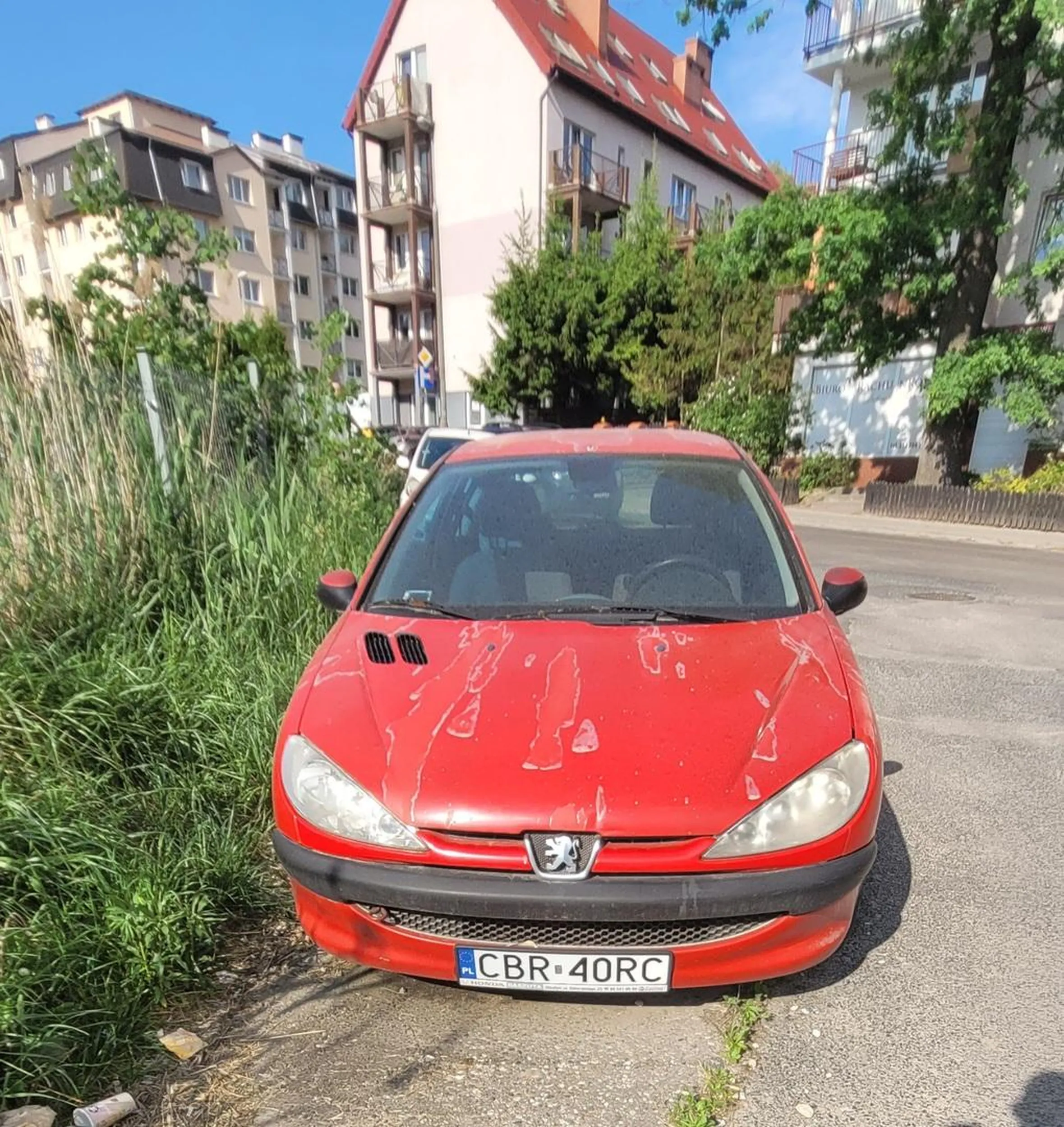 Może wypadałoby zabrać auto. Stoi tak już drugi rok w Olsztynie