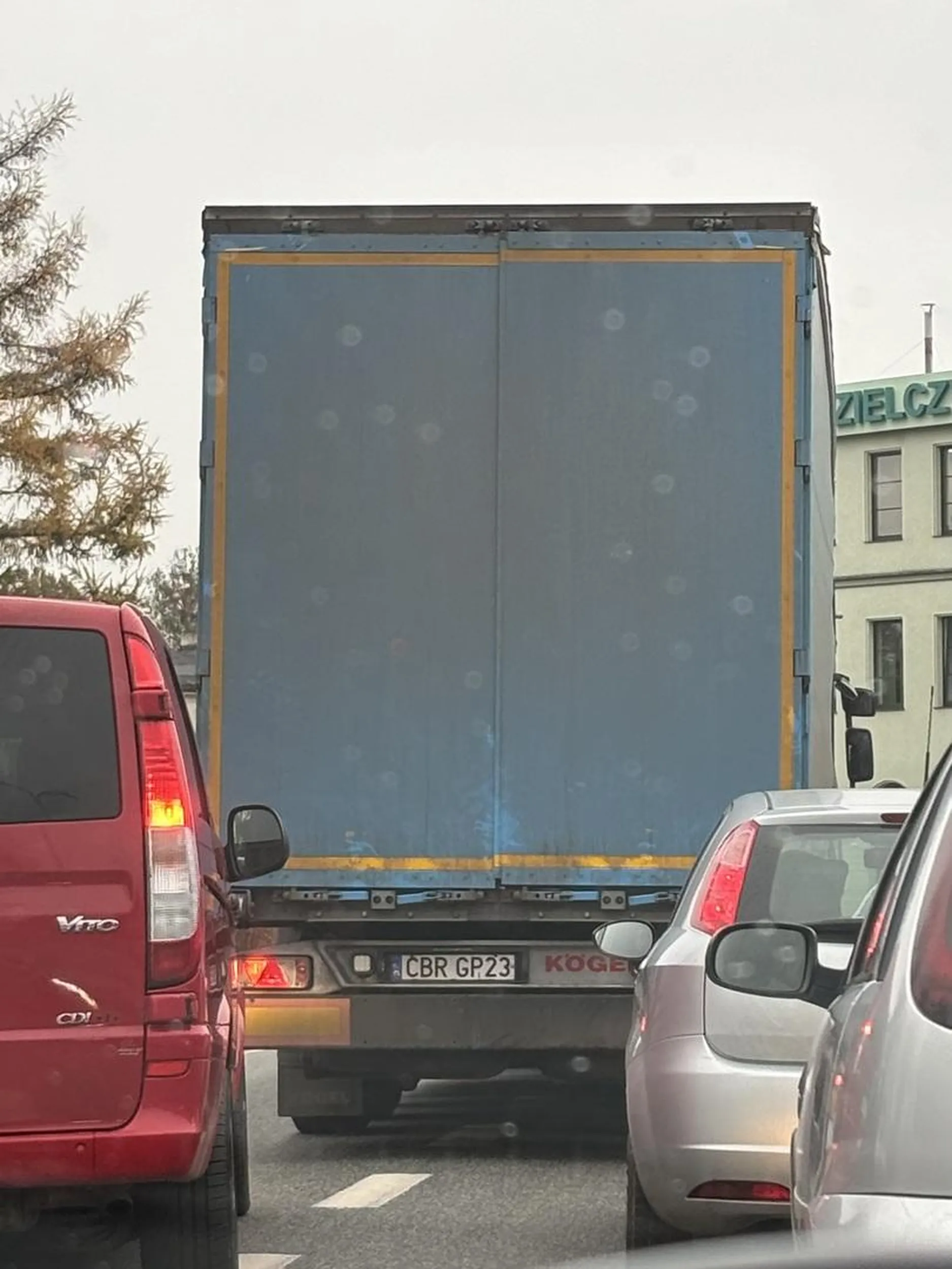 Nie umie jeździć to się nie zabiera za prowadzenie