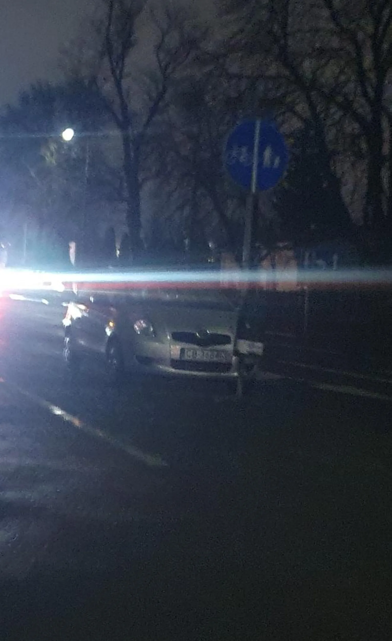 Kierowca bez znajomości przepisów i wywalone w bezpieczeństwo innych