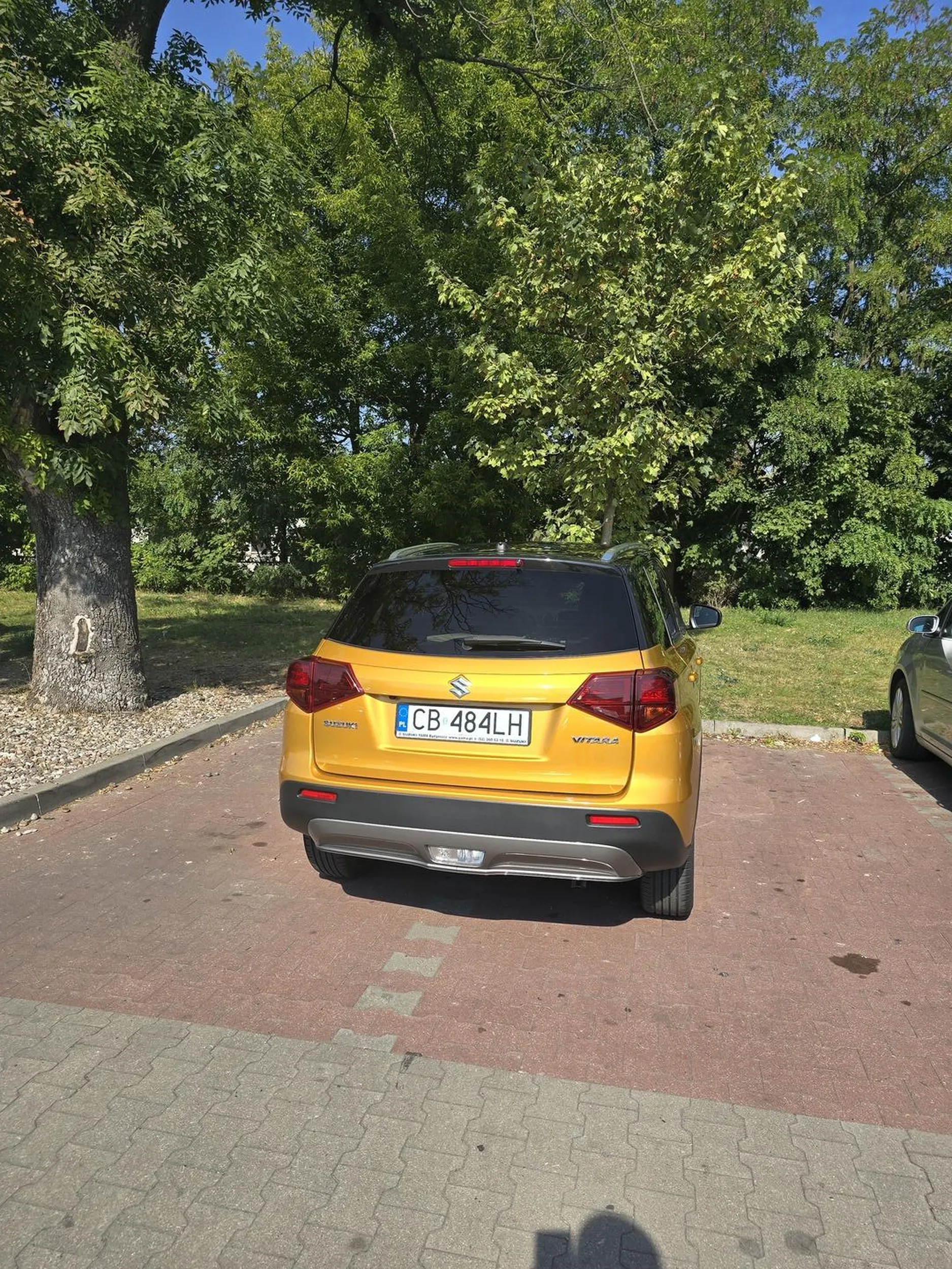 Naucz się parkować durna babo