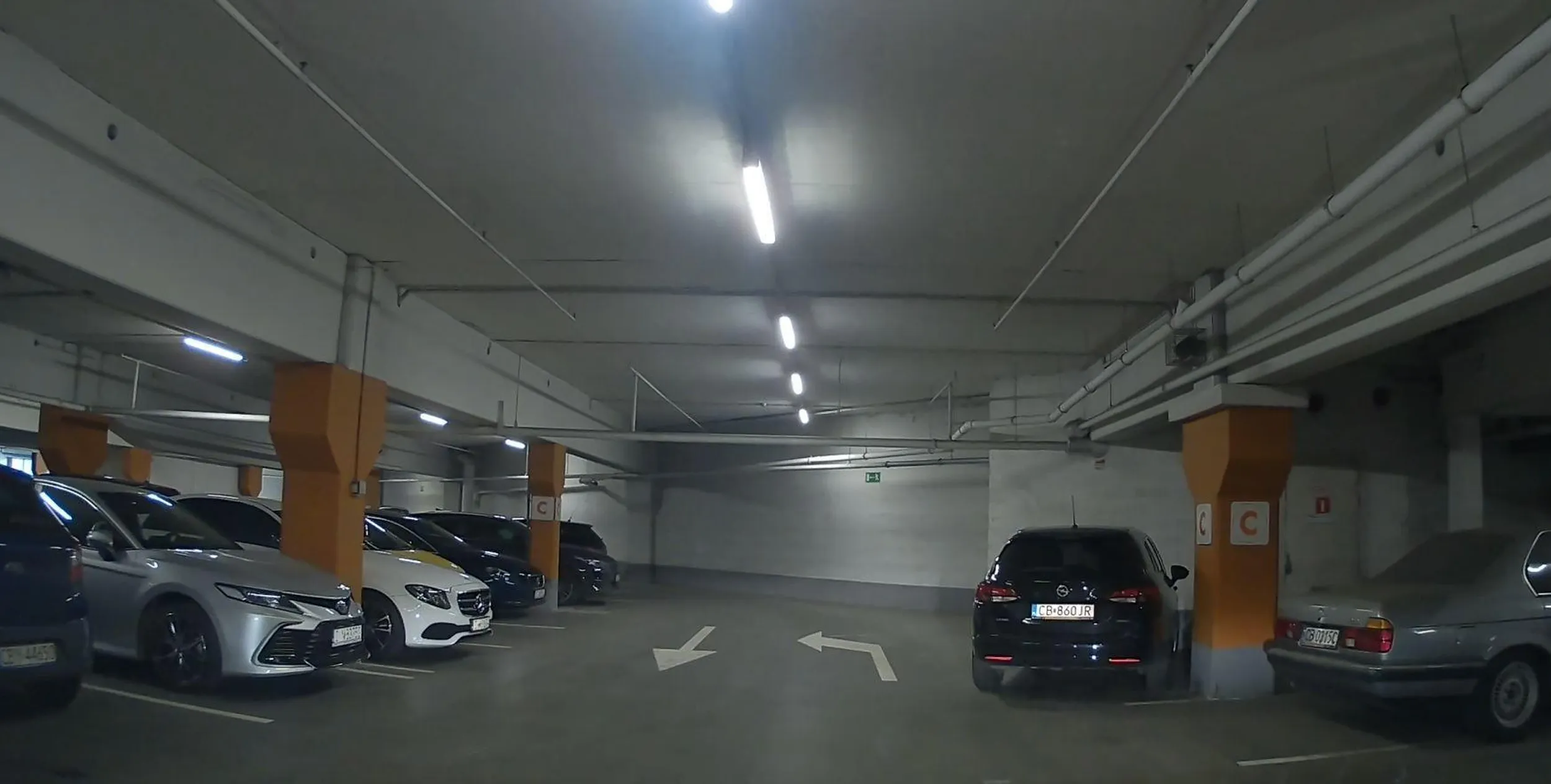 to żeś zaparkował, że ho ho