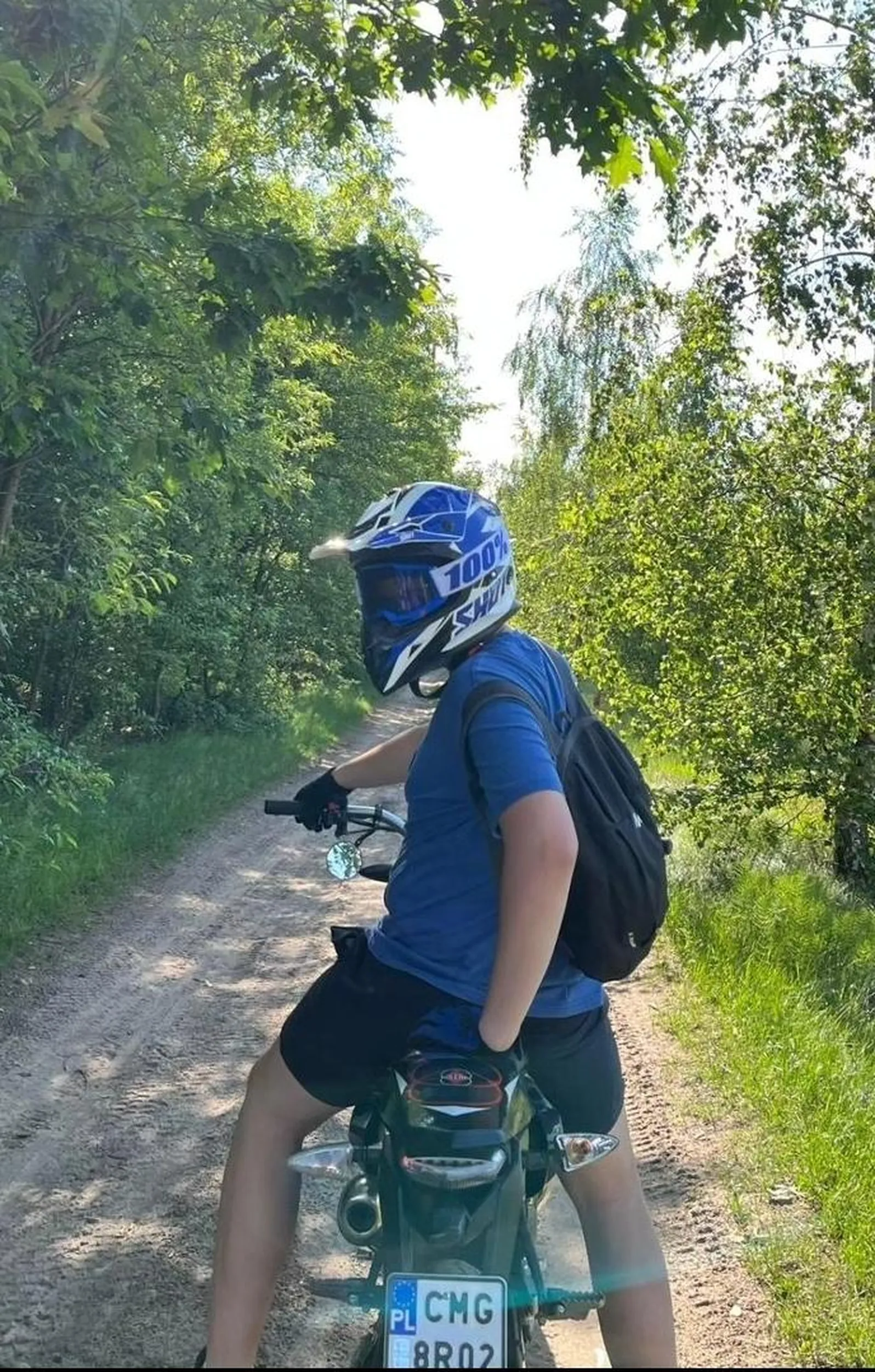 Wariat jeżdżący na podkaszarce