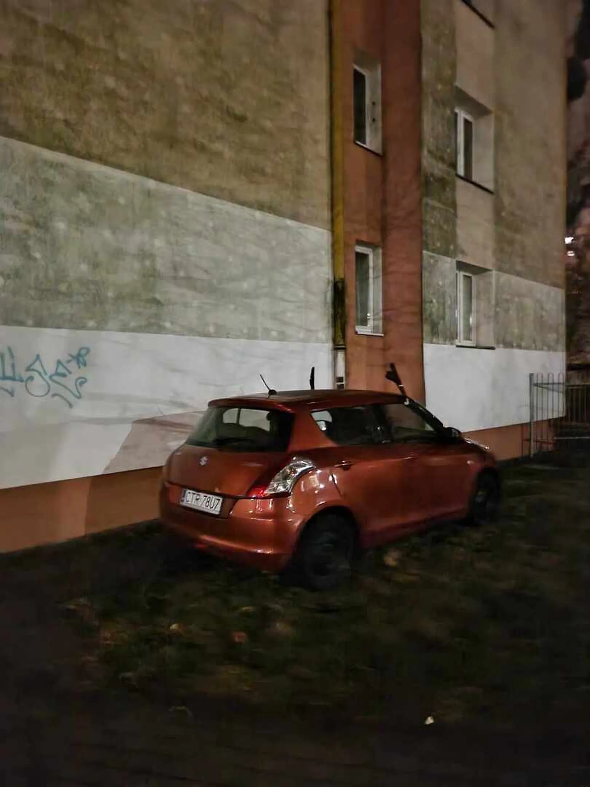 naucz się parkować w normalnych miejscach