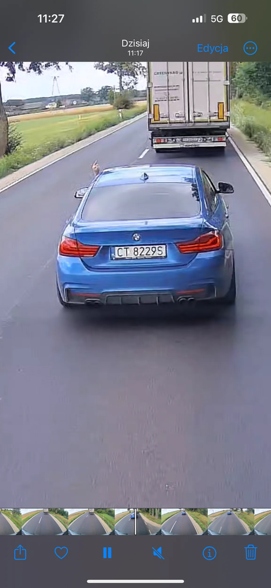 Kondonie jak Cię spotkam kiedyś jeszcze to Ci tego przeszczepa w dupę wsadzę. A tak poza tym szkoda, że przyhamowałem bo już byś nie żył po czołówce z ciężarówką