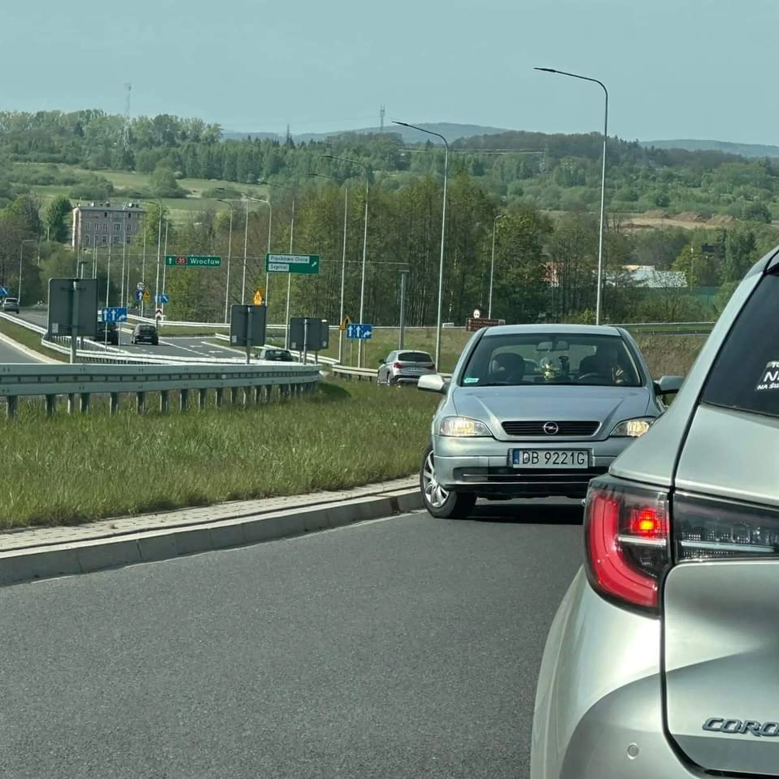 Mistrz kierownicy - pod prąd!