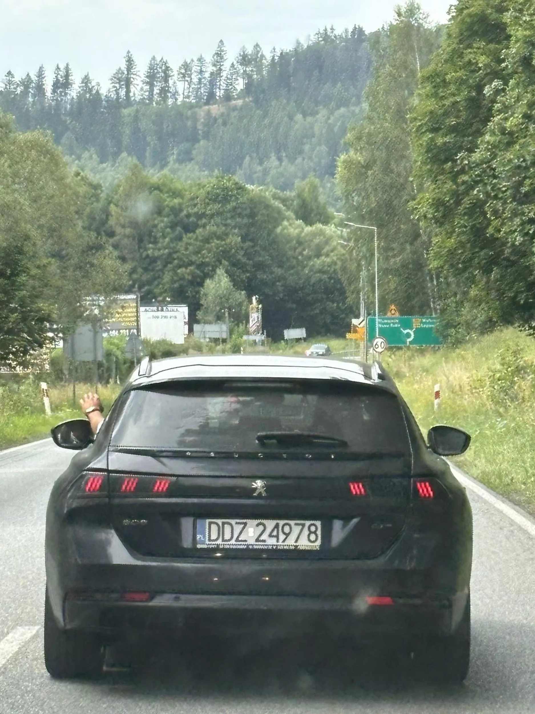 Czy to było zaproszenie do swojego auta? ?