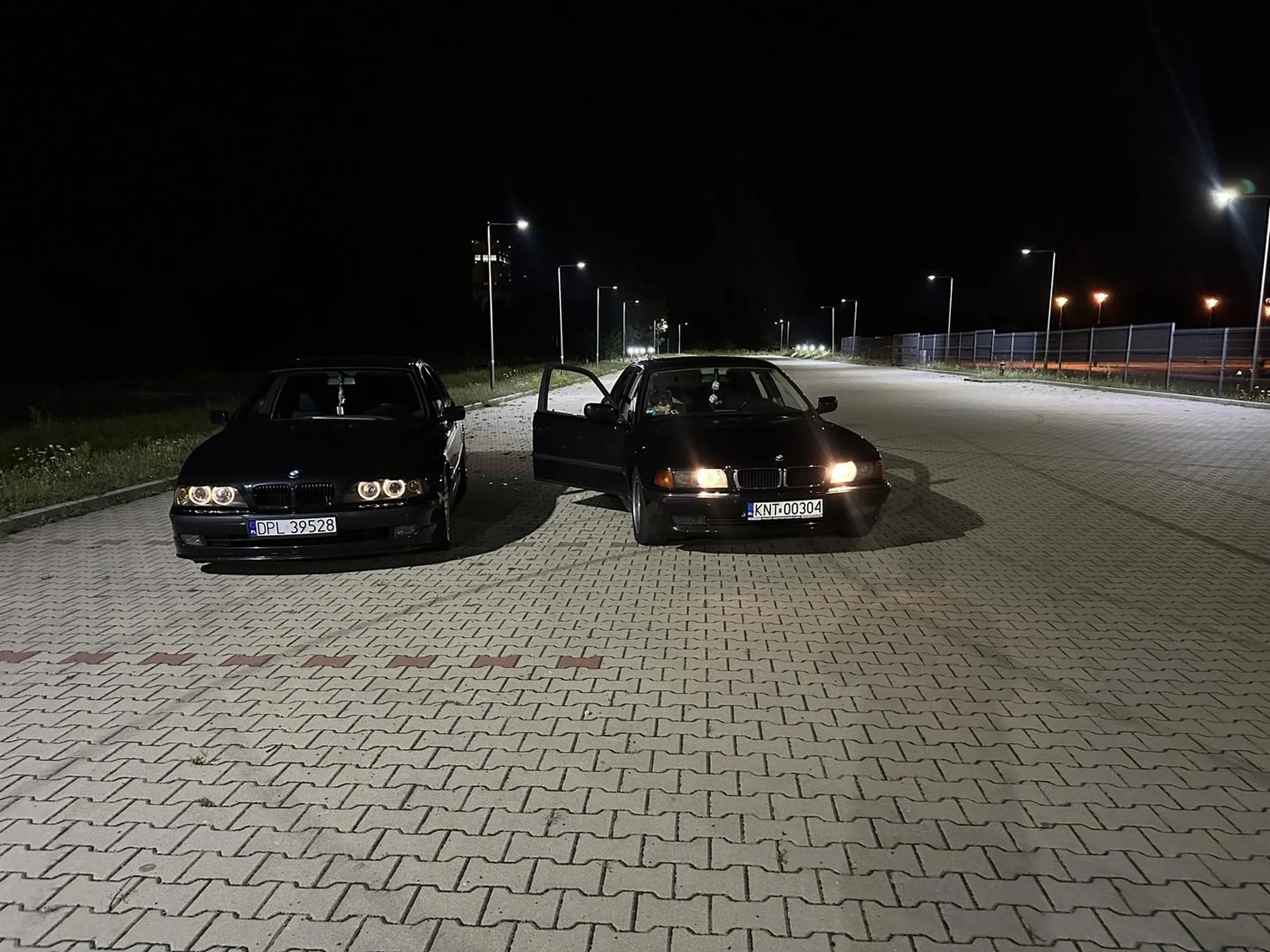 Jeździ BMW i wkurwia ludzi polecam