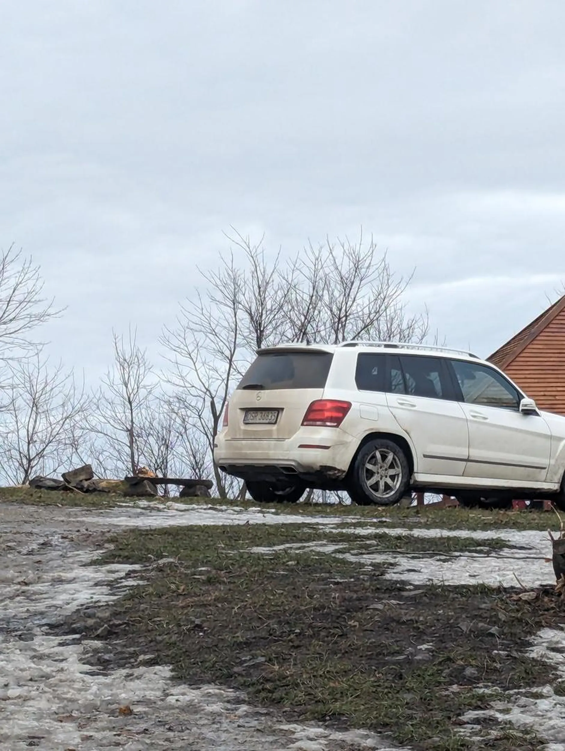 Głąb wjechał na szczyt Ślęży