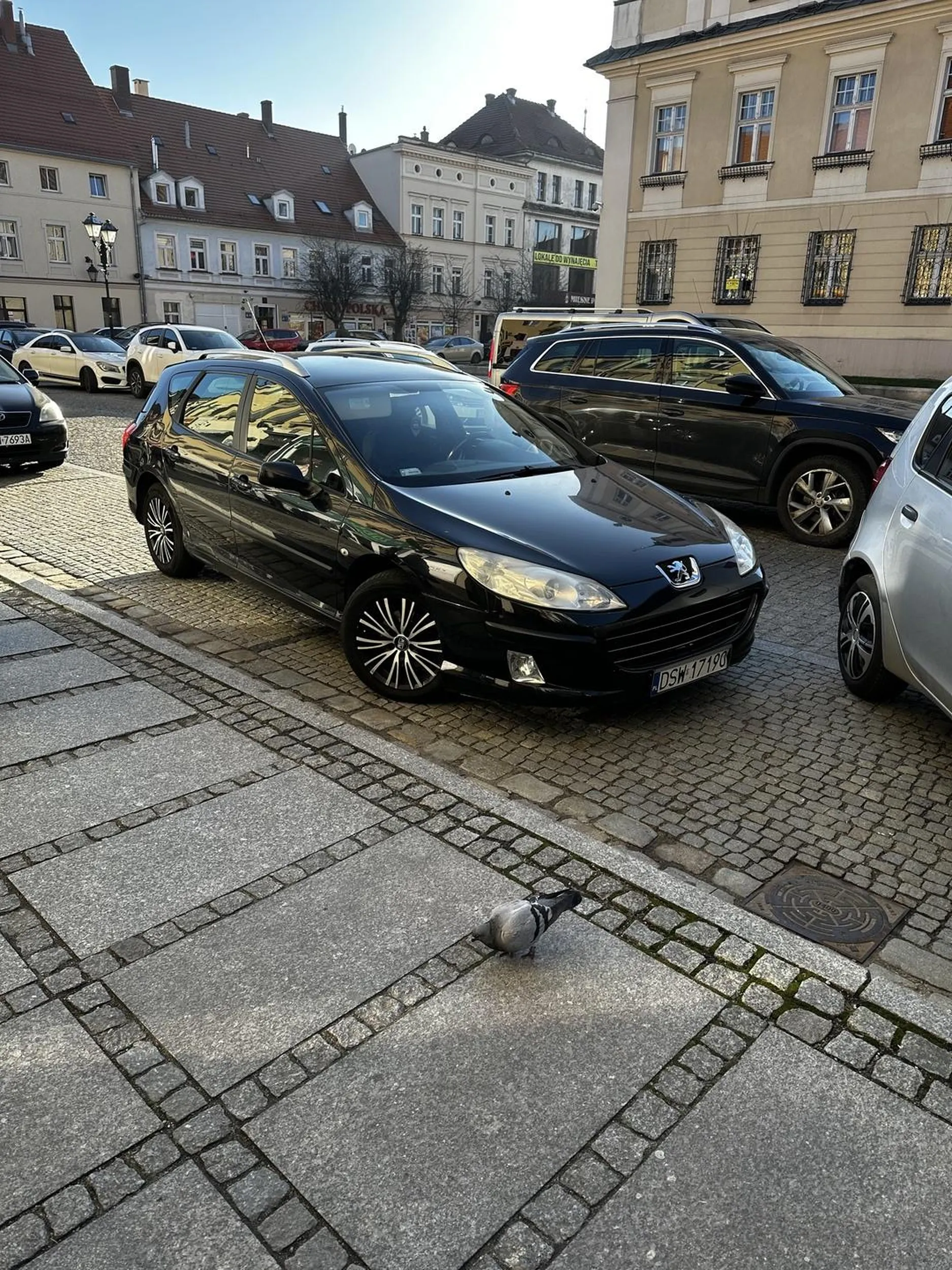 Polecam kupić sobie kolorowanki, żeby nauczyć się, nie wyjeżdżać za linie.