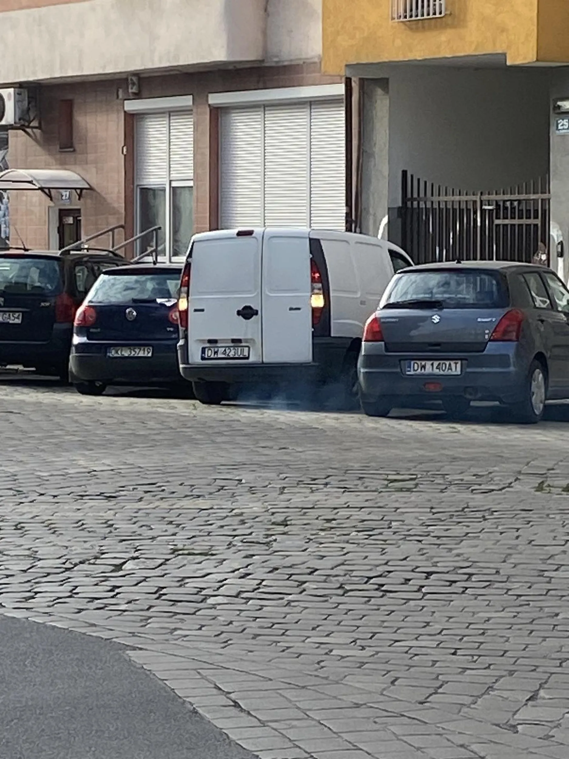 Wiem że słabo widać ale kopci bardziej niż Ursus na polu