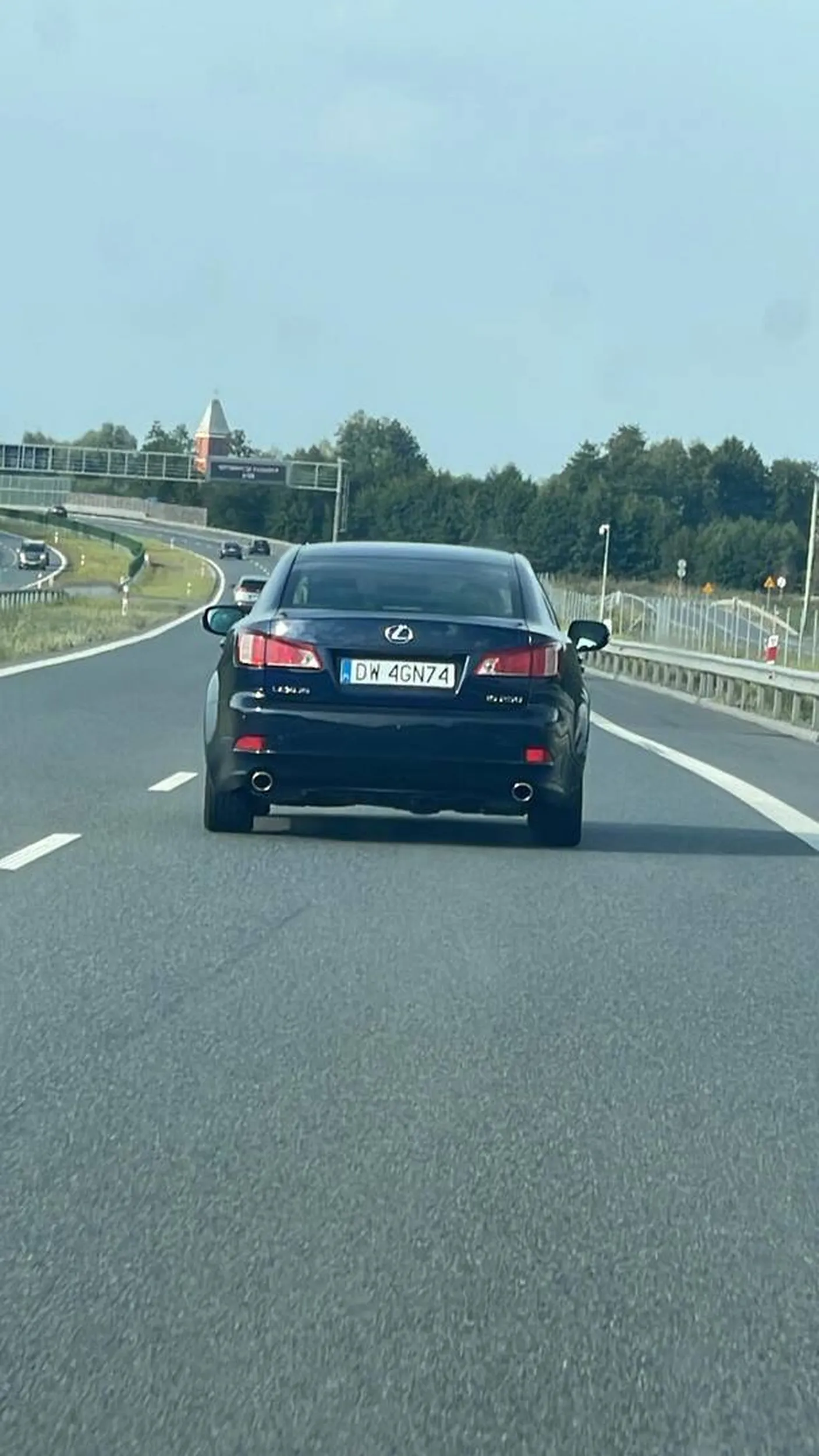 Boli go dupa jak się go wyprzedzi po czym zajeżdża drogę stwarzając niebezpieczeństwo na autostradzie
