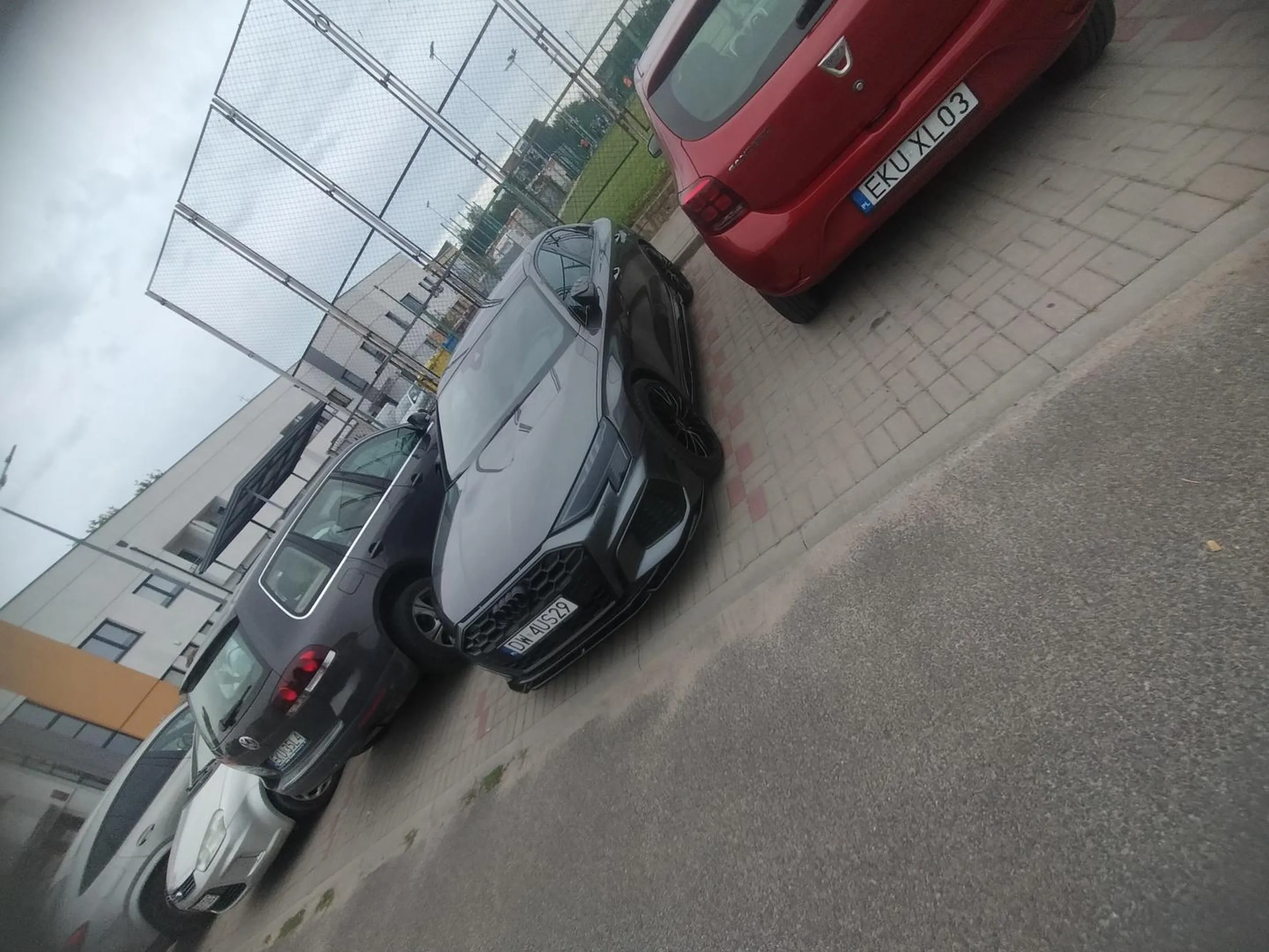 Bardzo ładny samochód