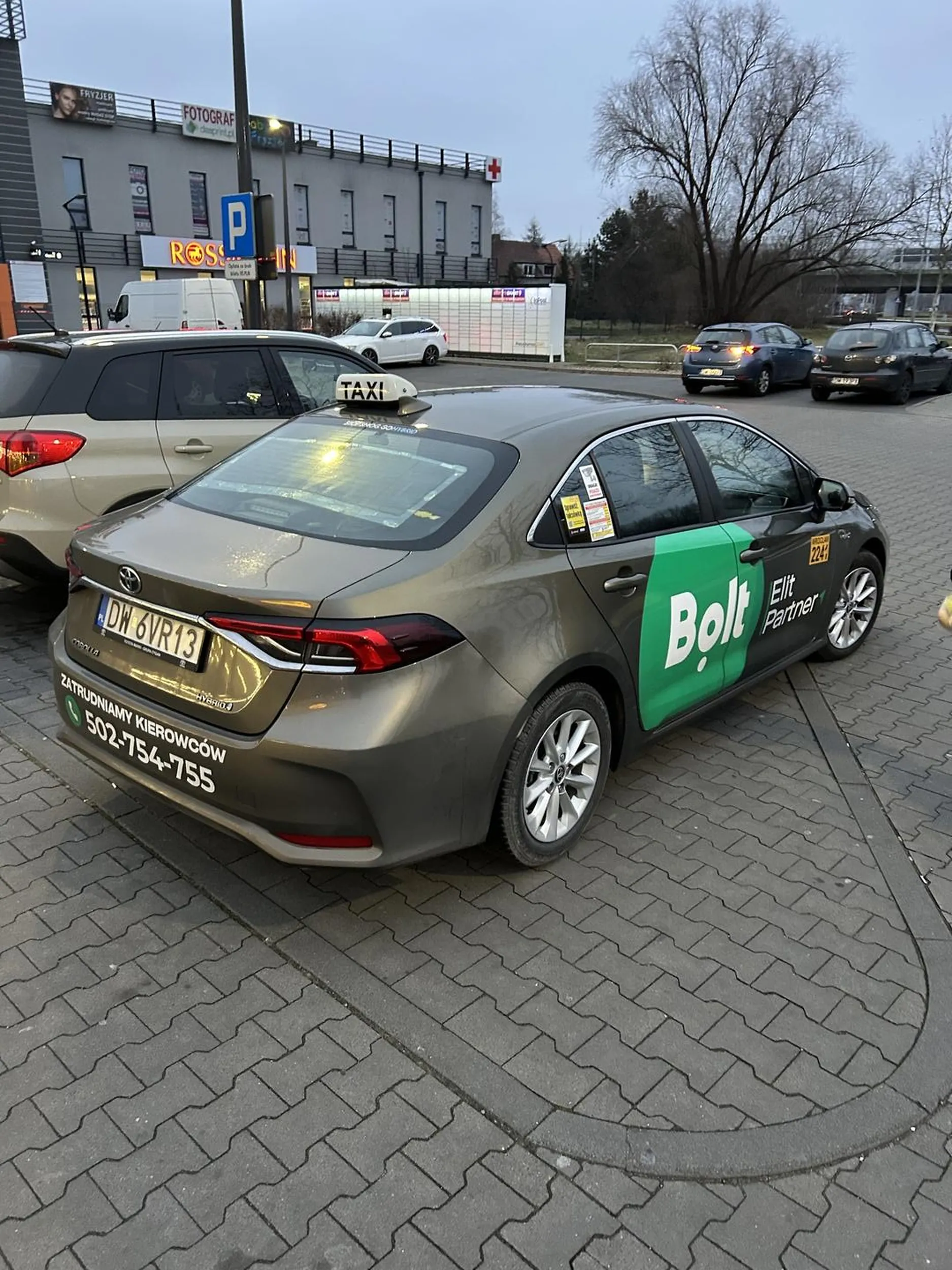 Przedsylwestrowy brak miejsc już daje się Panu we znaki…