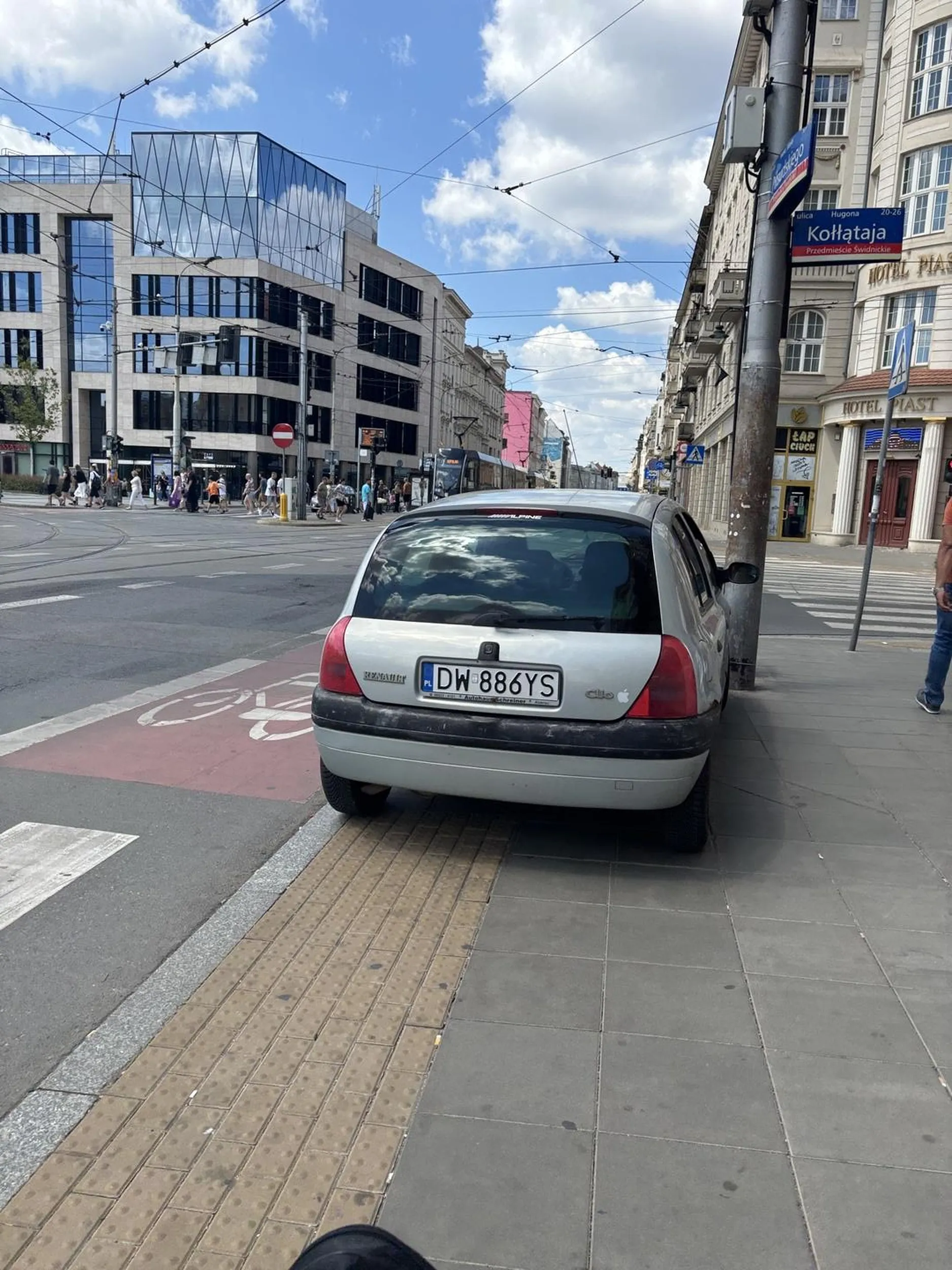 Gratuluję parkowania xd