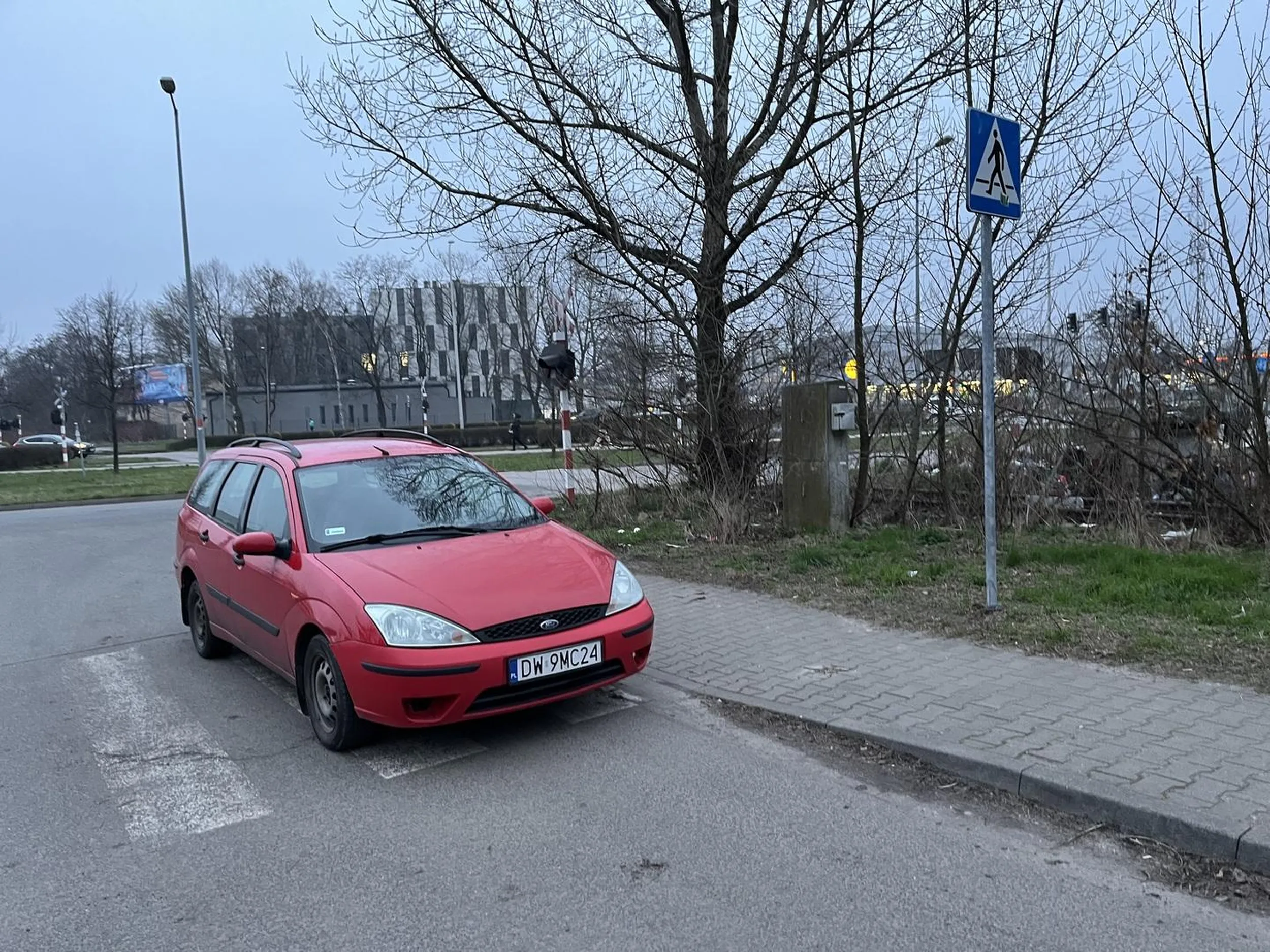 Parking na pasach