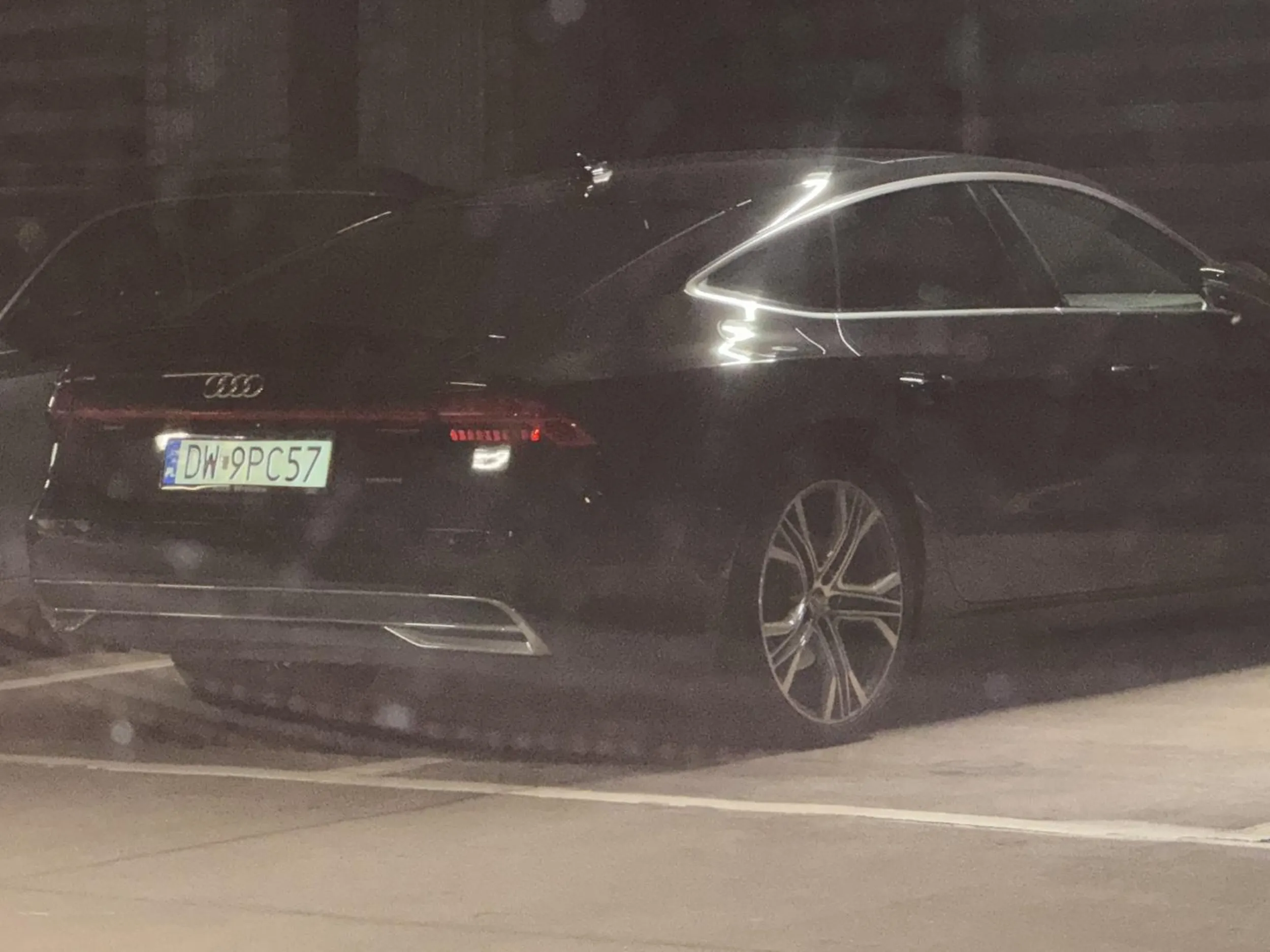 Stulejarz i miekka trobka co nie potrafi zaparkowac