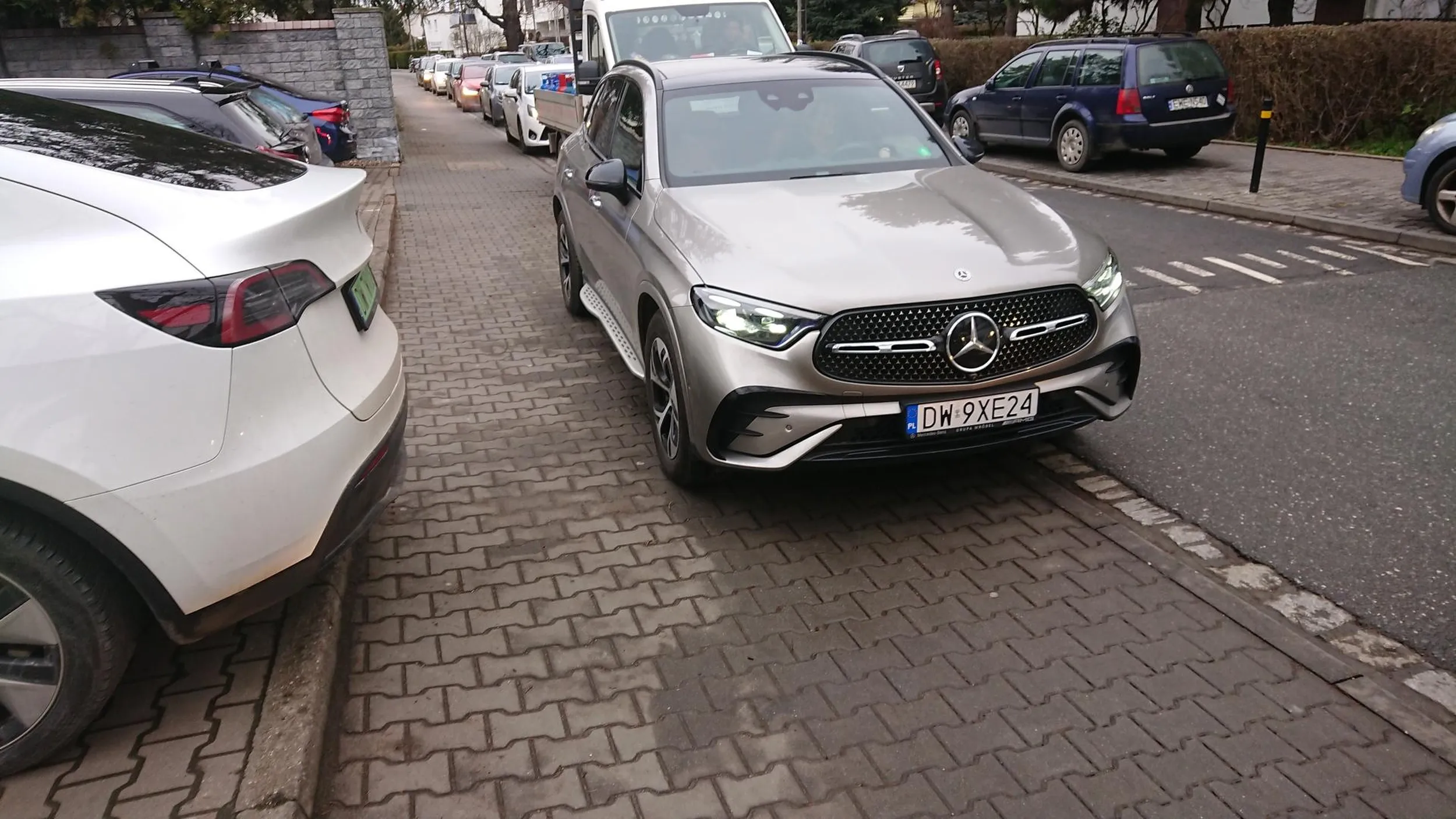 Jeszcze więcej miejsca zostaw..