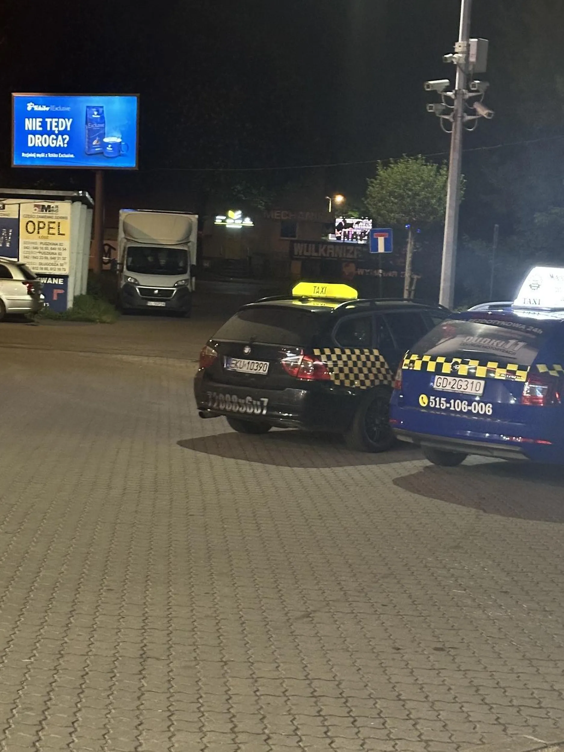 Bobiarz sral na stacji tak że wytrzymać się nie dało