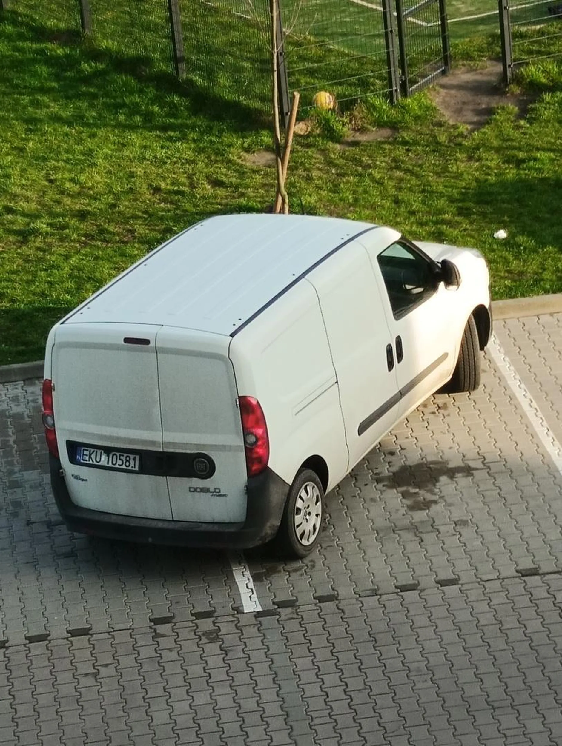 Kierowca nie potrafi parkować