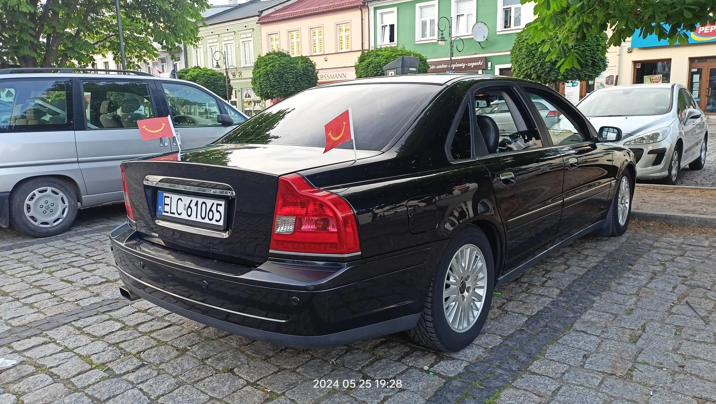 Ładne Volvo, pozdrawiam kierowcę