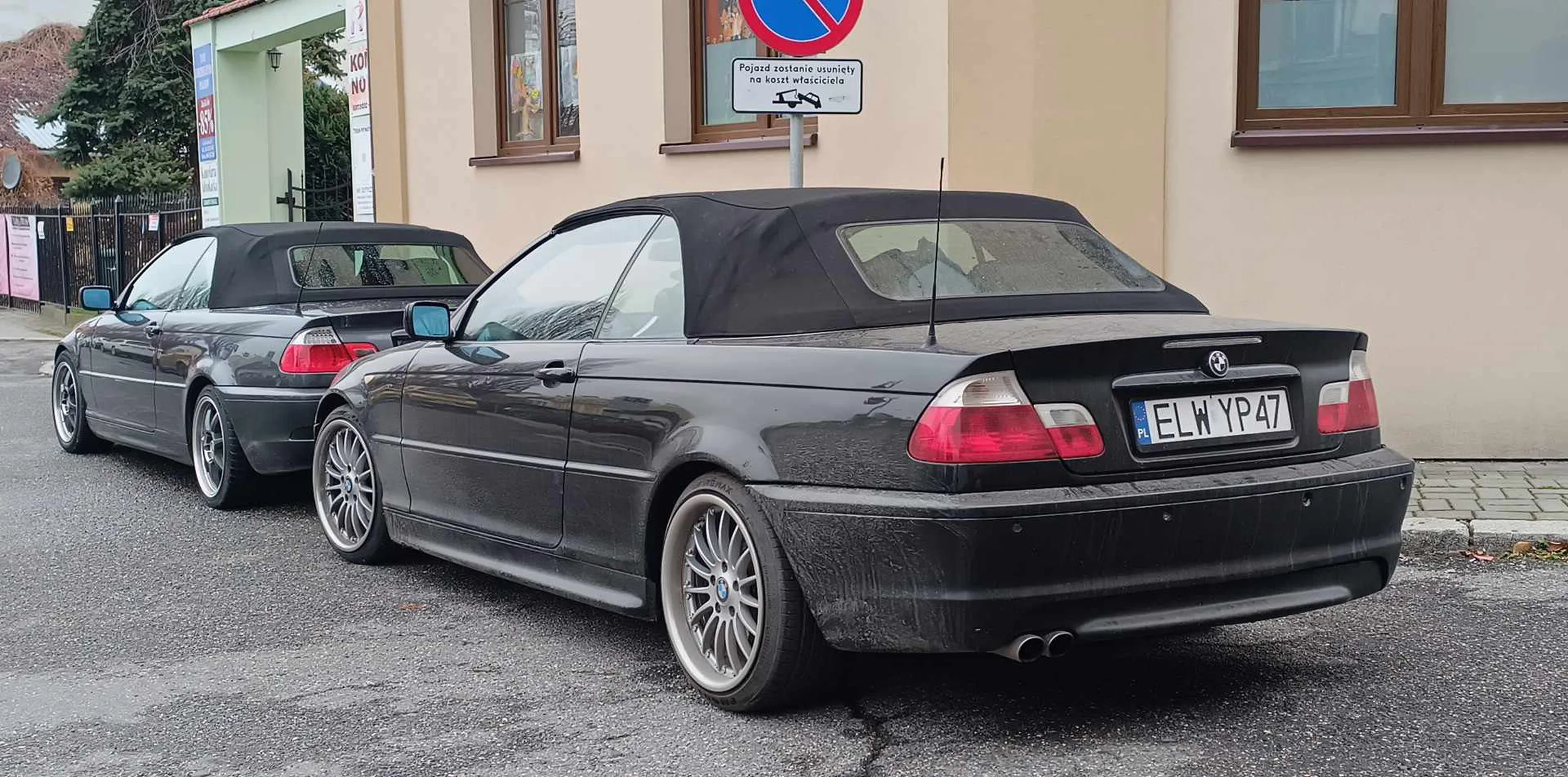 piękne zaparkował na zakazie z kolegą któremu obciągał za rogiem