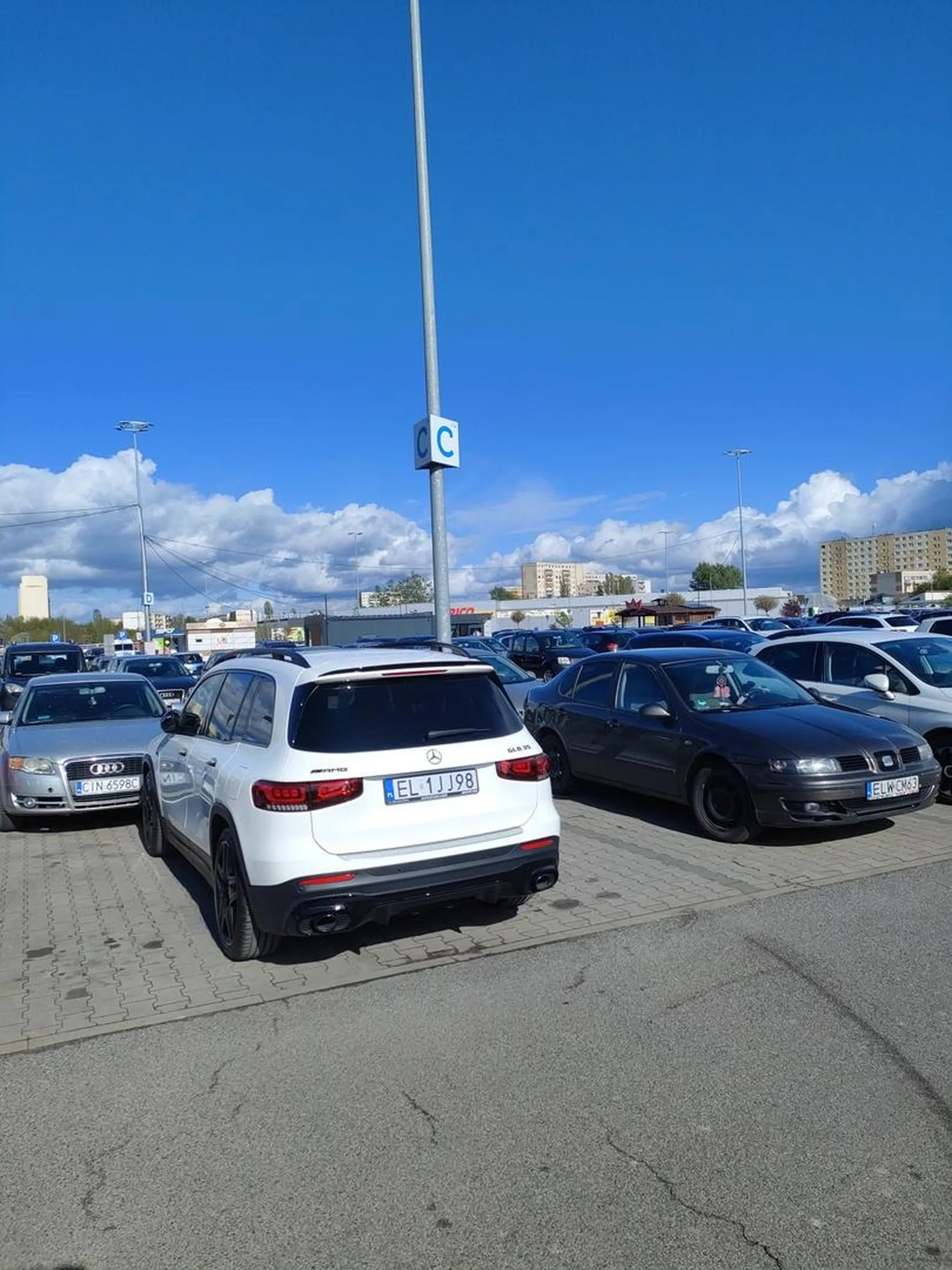 Gratuluję umiejętności stawania