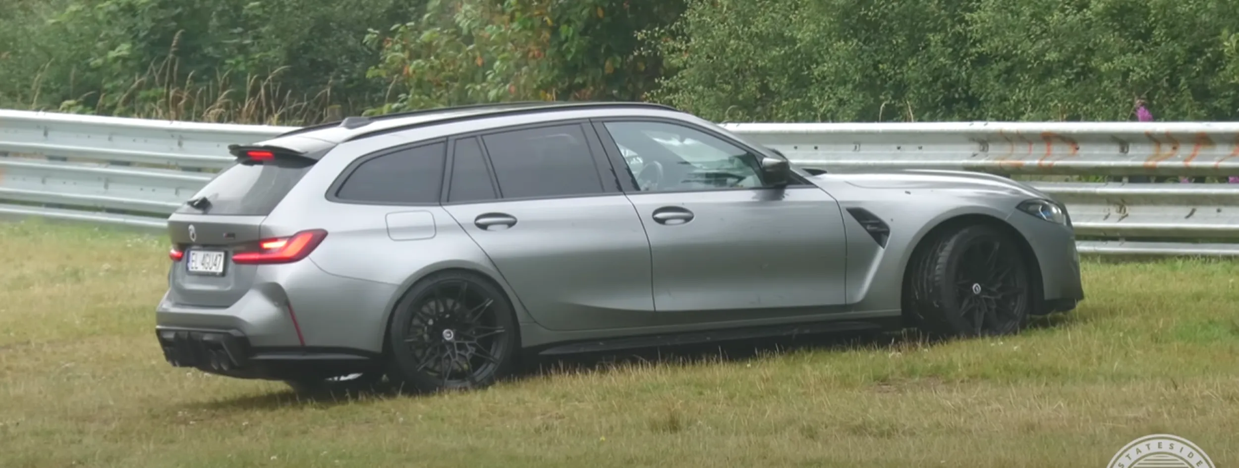 nie ogarnal na torze zakretu xD sponiewieralo