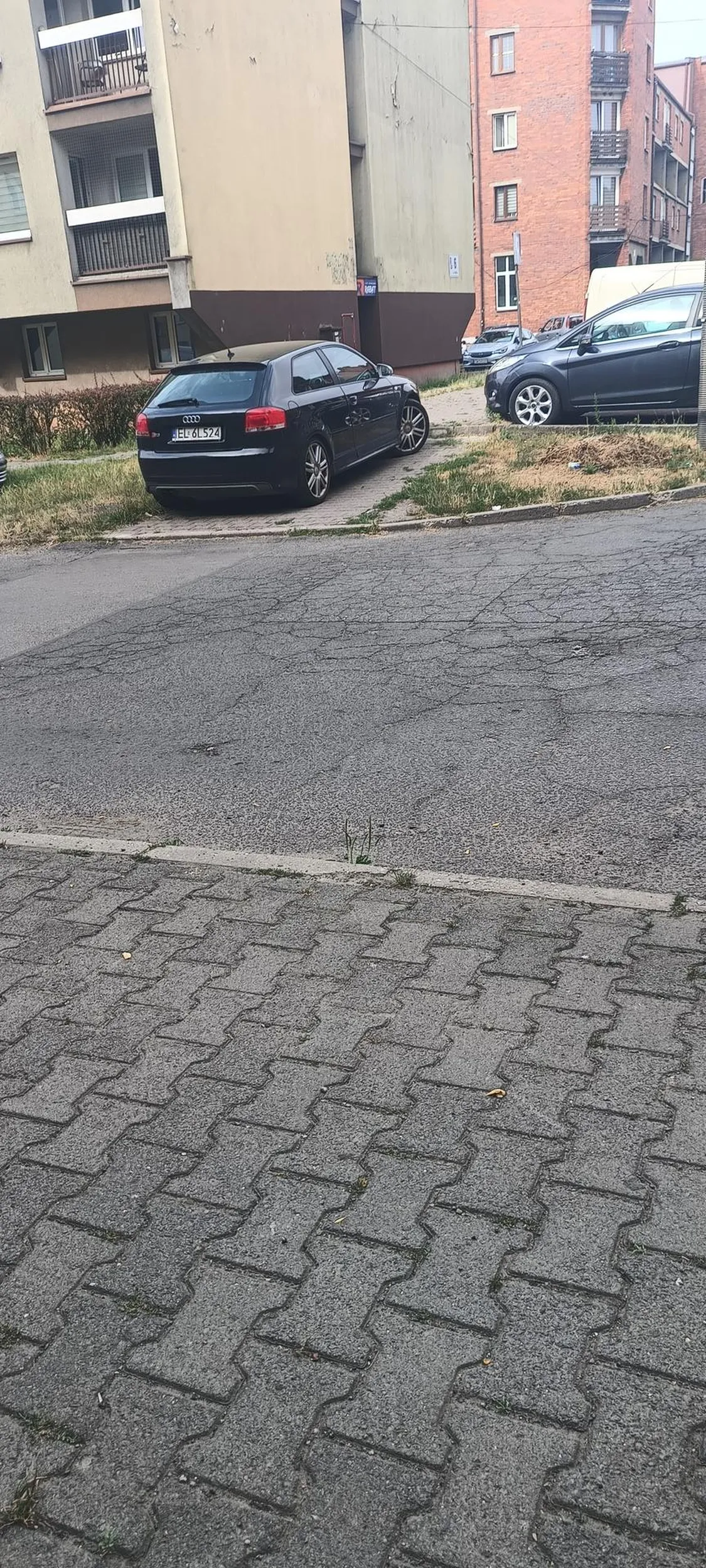 Ey ale tu jest chodnik