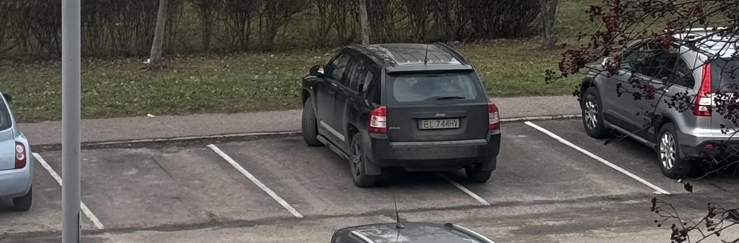 Lepiej byłoby w poprzek stanąć