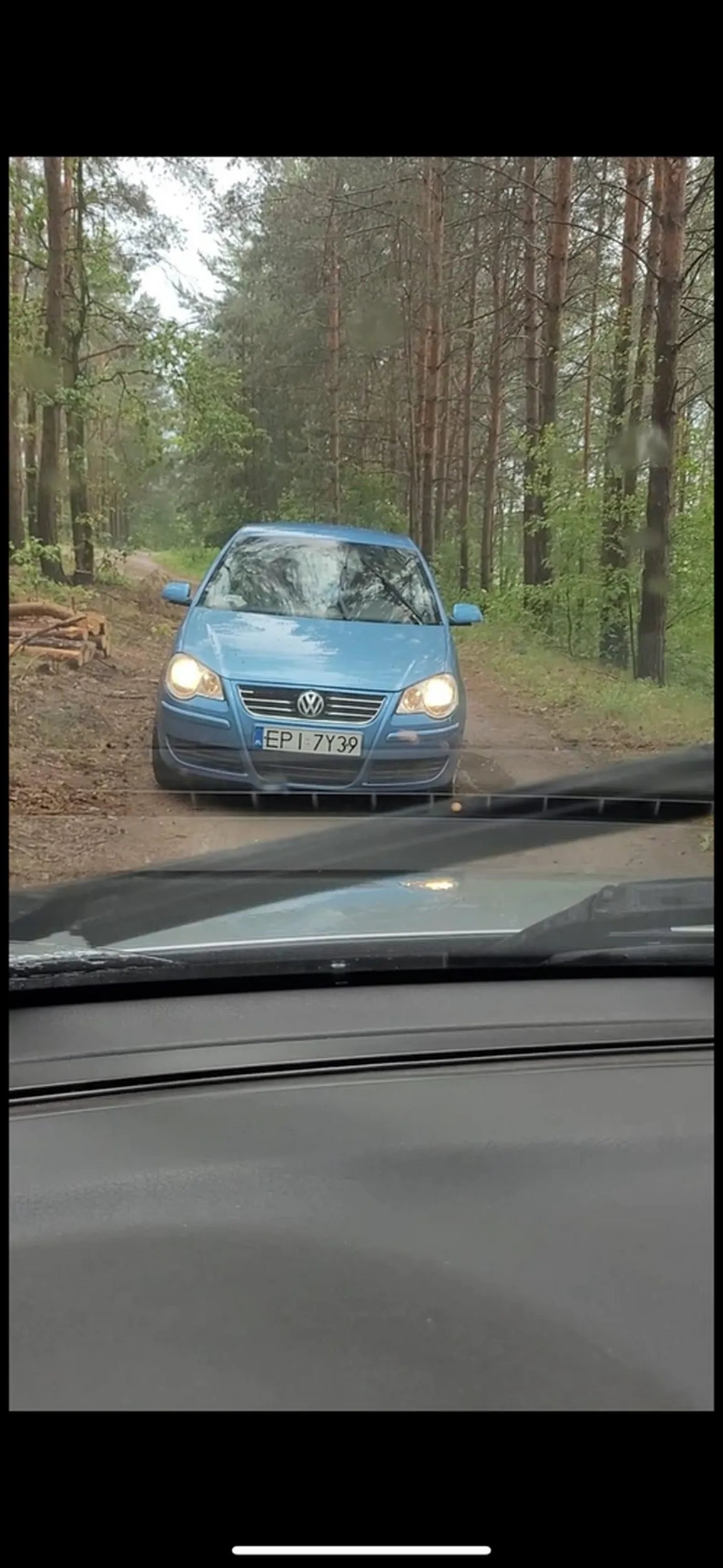 Kłusownik w Zalewie Sulejowskim