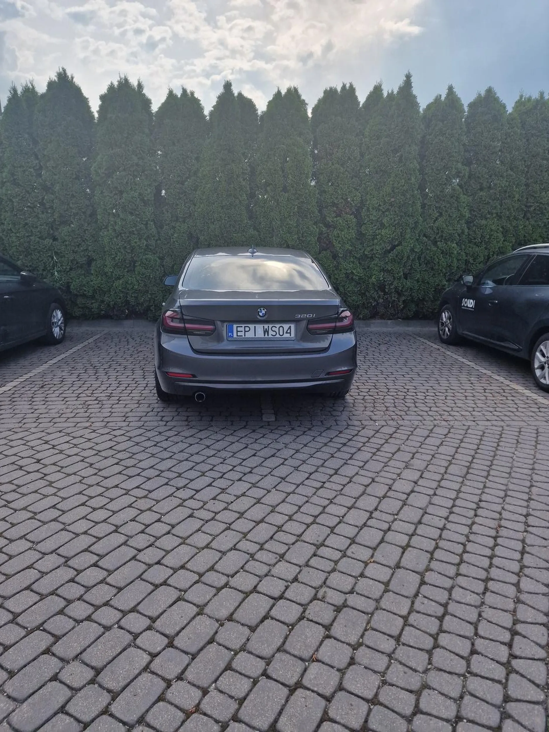 Hurra bura super fura to ja będę króla podwóra. Szeroko.