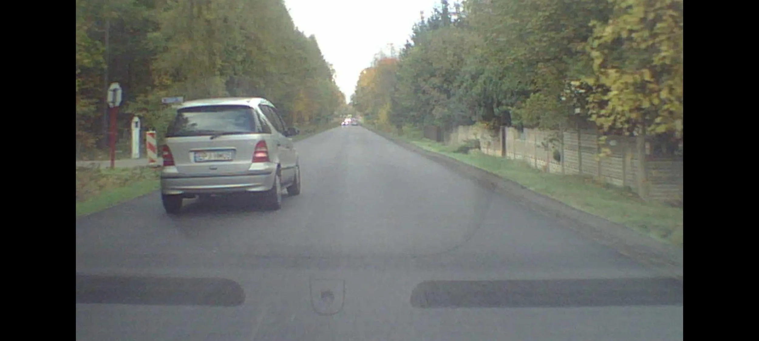 Wyprzedzanie na skrzyżowaniu.